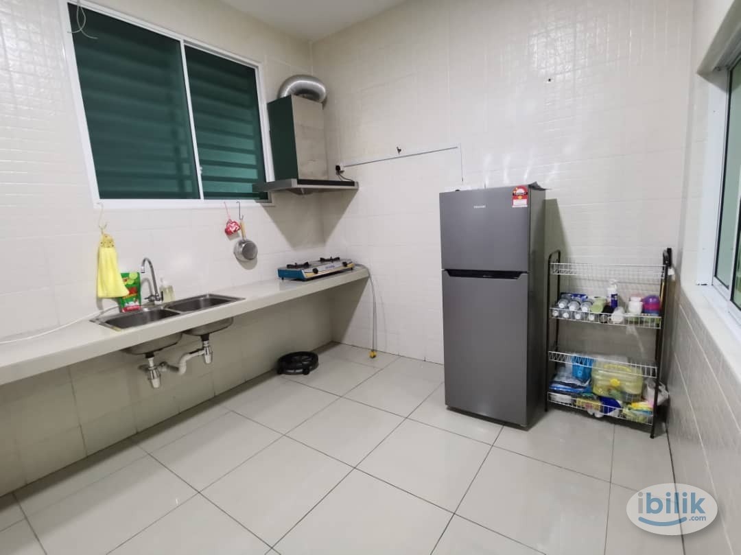 Botani Ipoh Middle Room for rent - Image 3