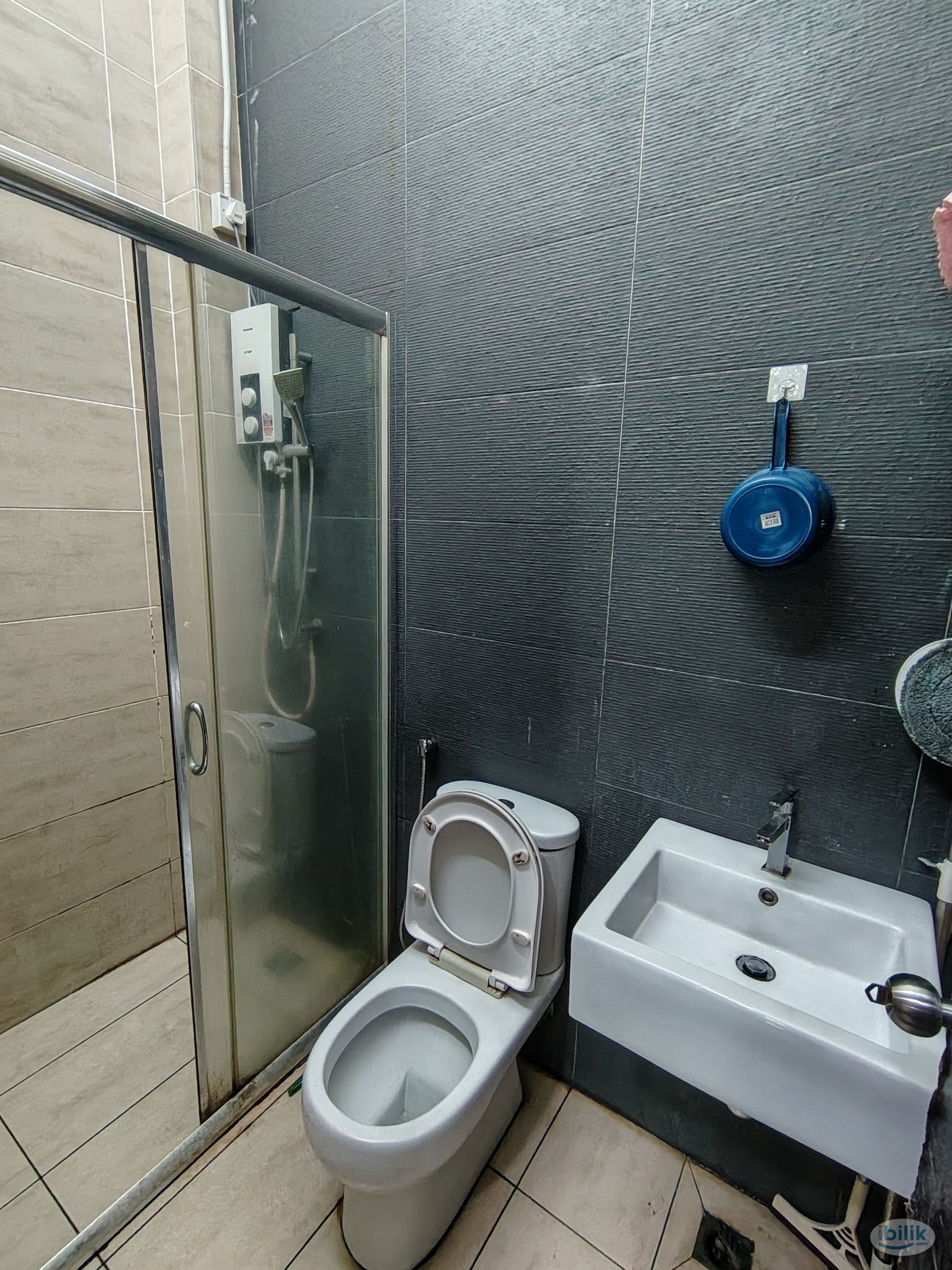 Botani Private Room ensuite bathroom near Simpang Pulai & Gunung Rapat - Image 2