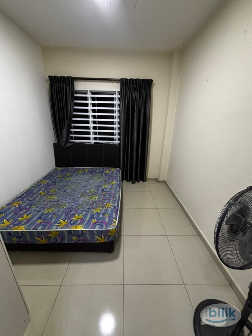 Single Room at Ipoh, Perak with fan - Image 1