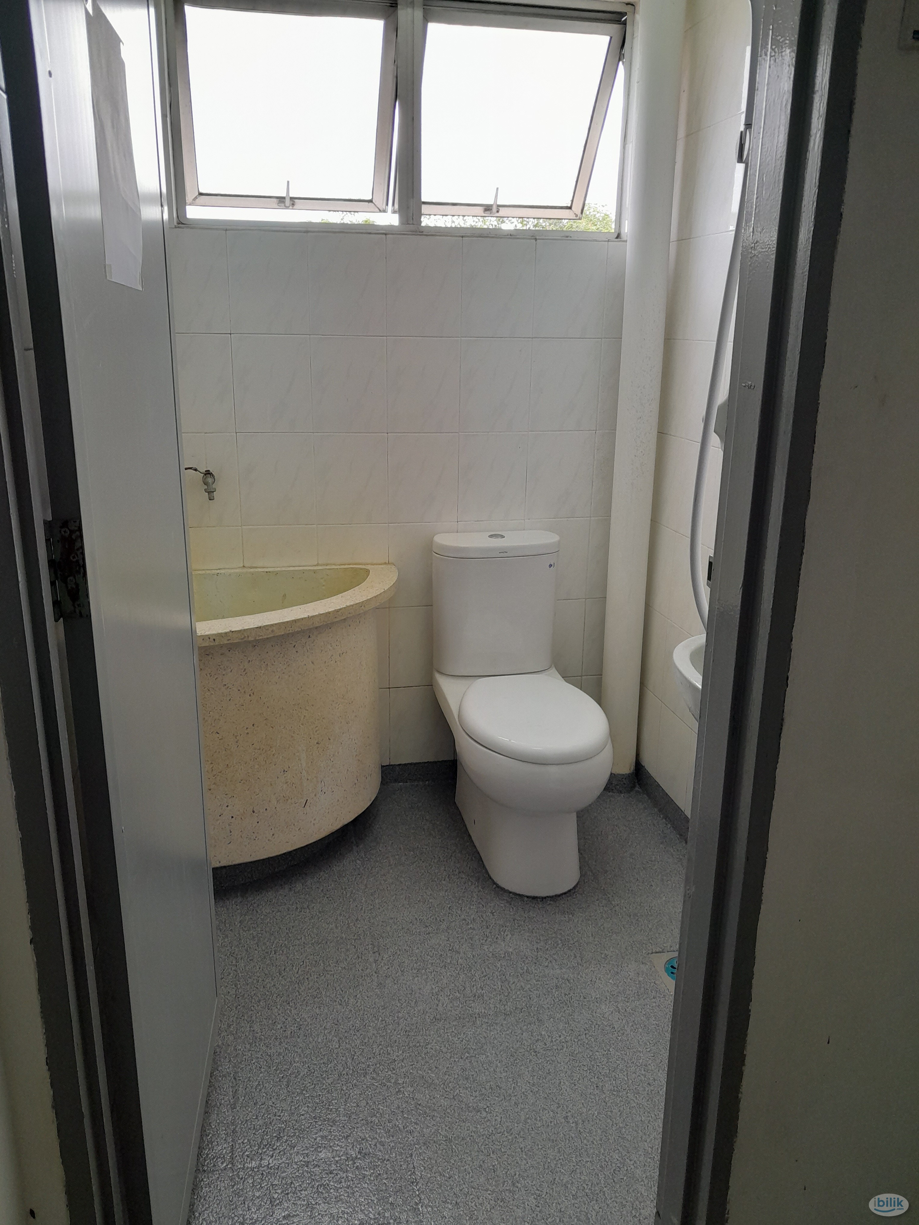 SINGLE ROOM at Bukit Baru with Air Cond - Image 5