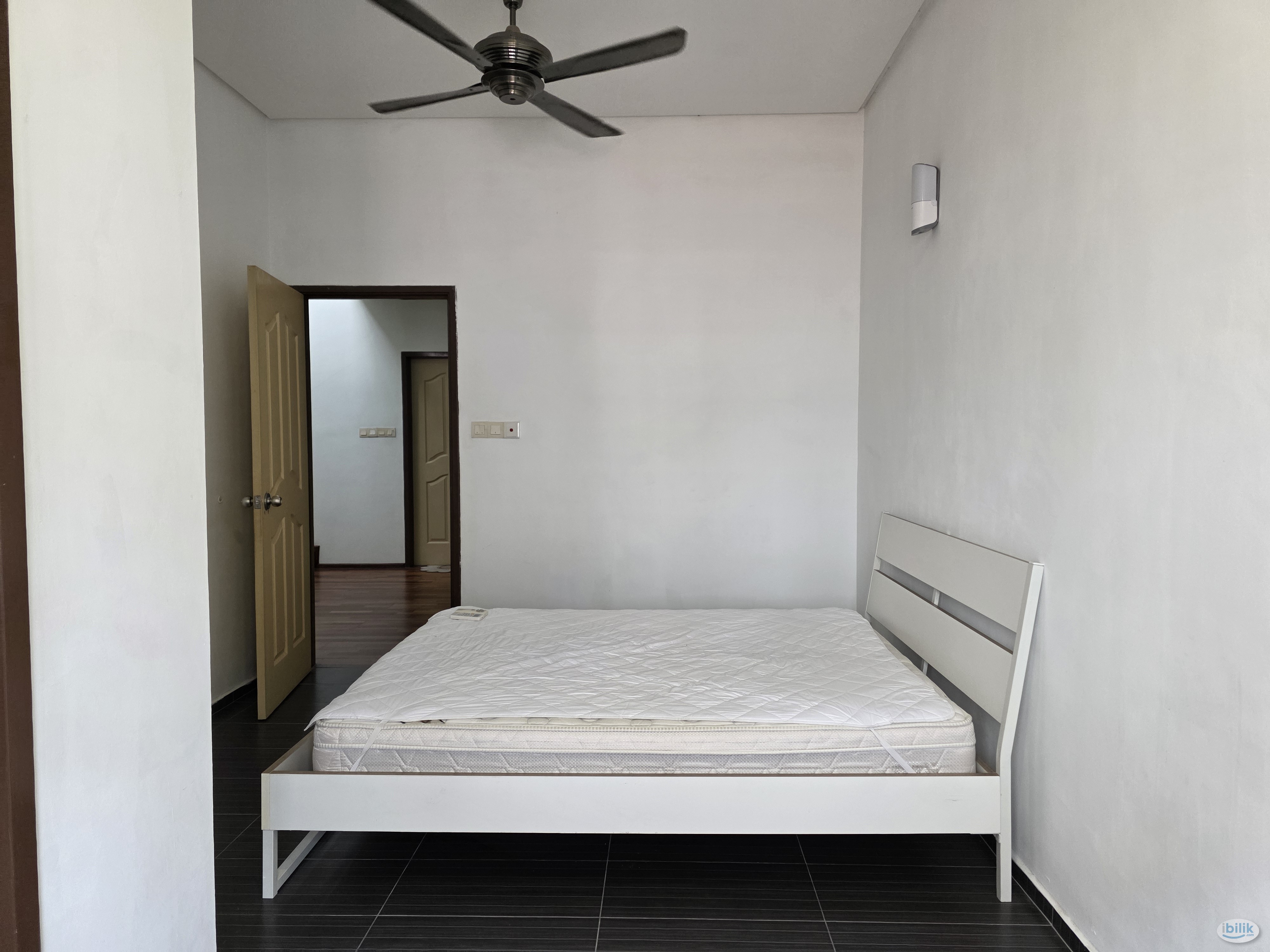 Fully Furnished Medium Room at Sunway SPK Damansara, Kepong (Next to Desa ParkCity & B.Menjalara) - Image 3
