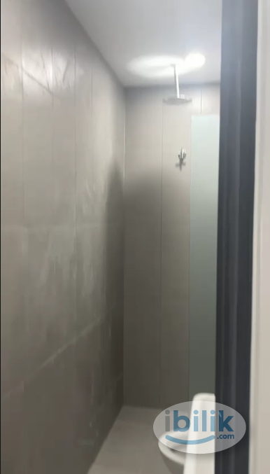Master Room at YOLO suites, Petaling Jaya - Image 2