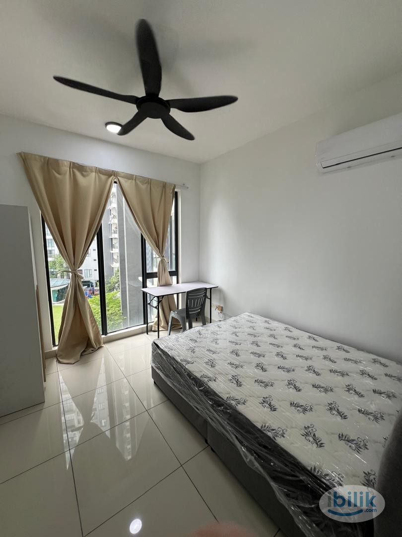 Middle Room at You Vista, Batu 9 Cheras - Image 1