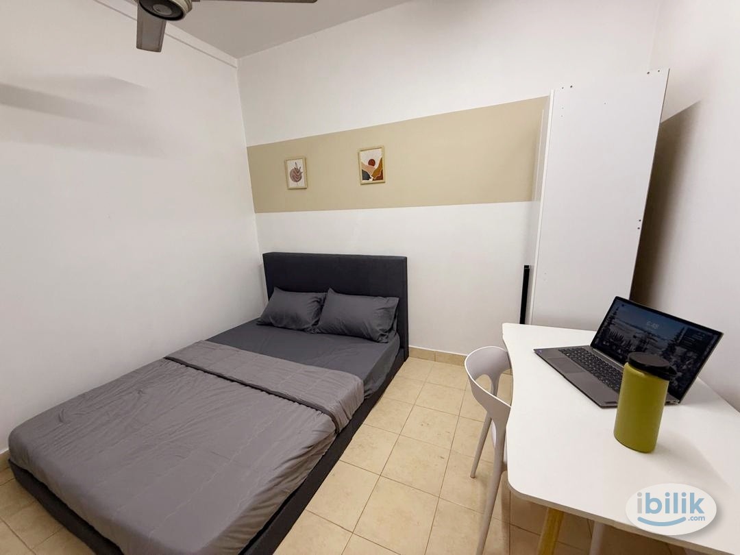 Female Middle Room | WiFi Included | Near LRT Salak Selatan - Image 3