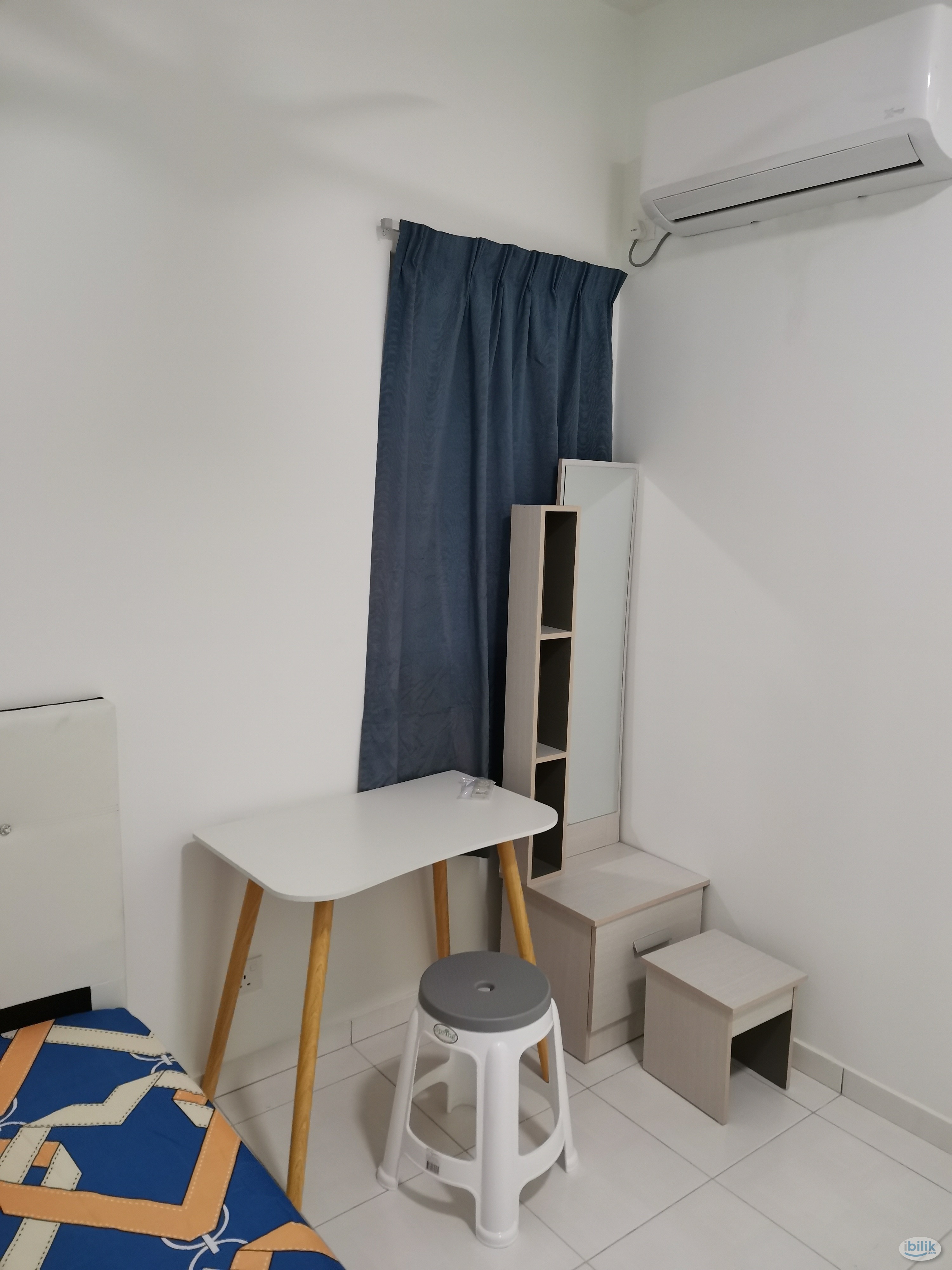i-Santorini Aircond Furnished Middle Room included utilities - Image 3