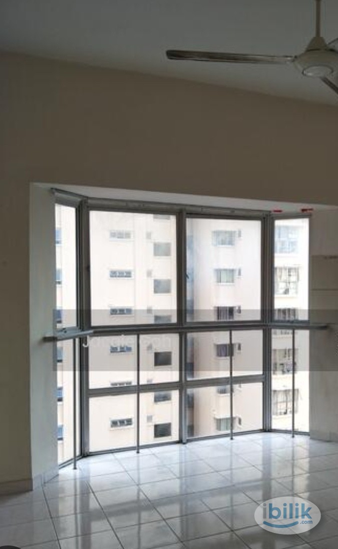 Master Room at Wangsa Metroview, Wangsa Maju 7 min walk to LRT Station - Image 1