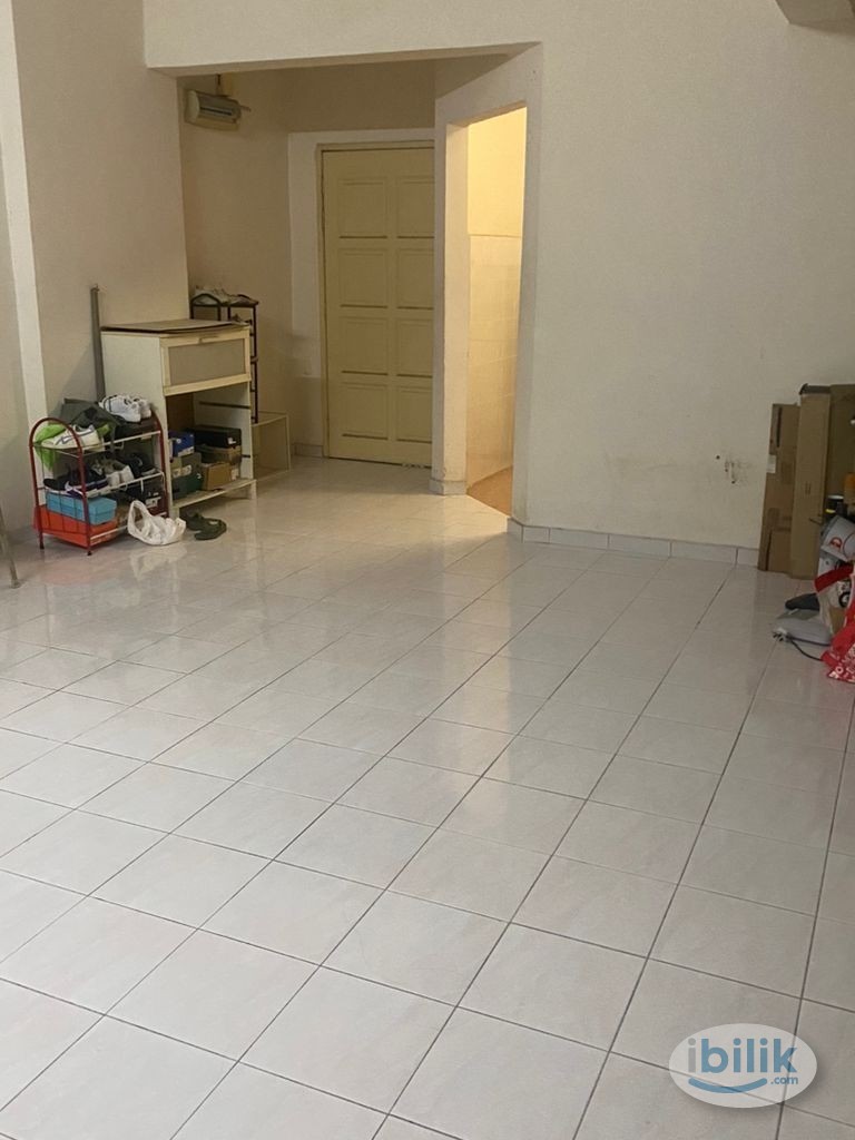 Master Room at Wangsa Metroview, Wangsa Maju 7 min walk to LRT Station - Image 4