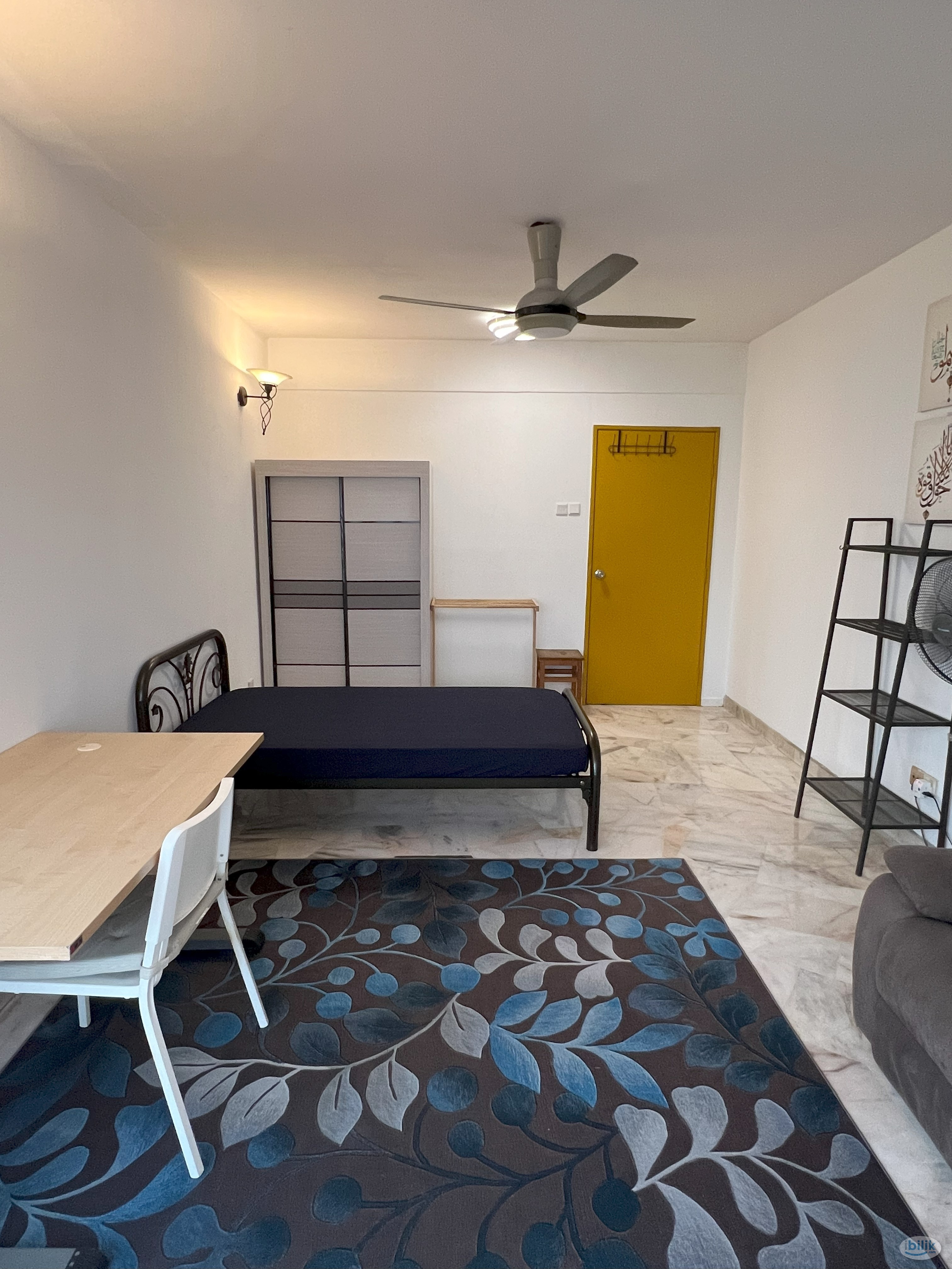 Big Middle Room (High Speed Internet) at Jalan Ipoh - Image 2
