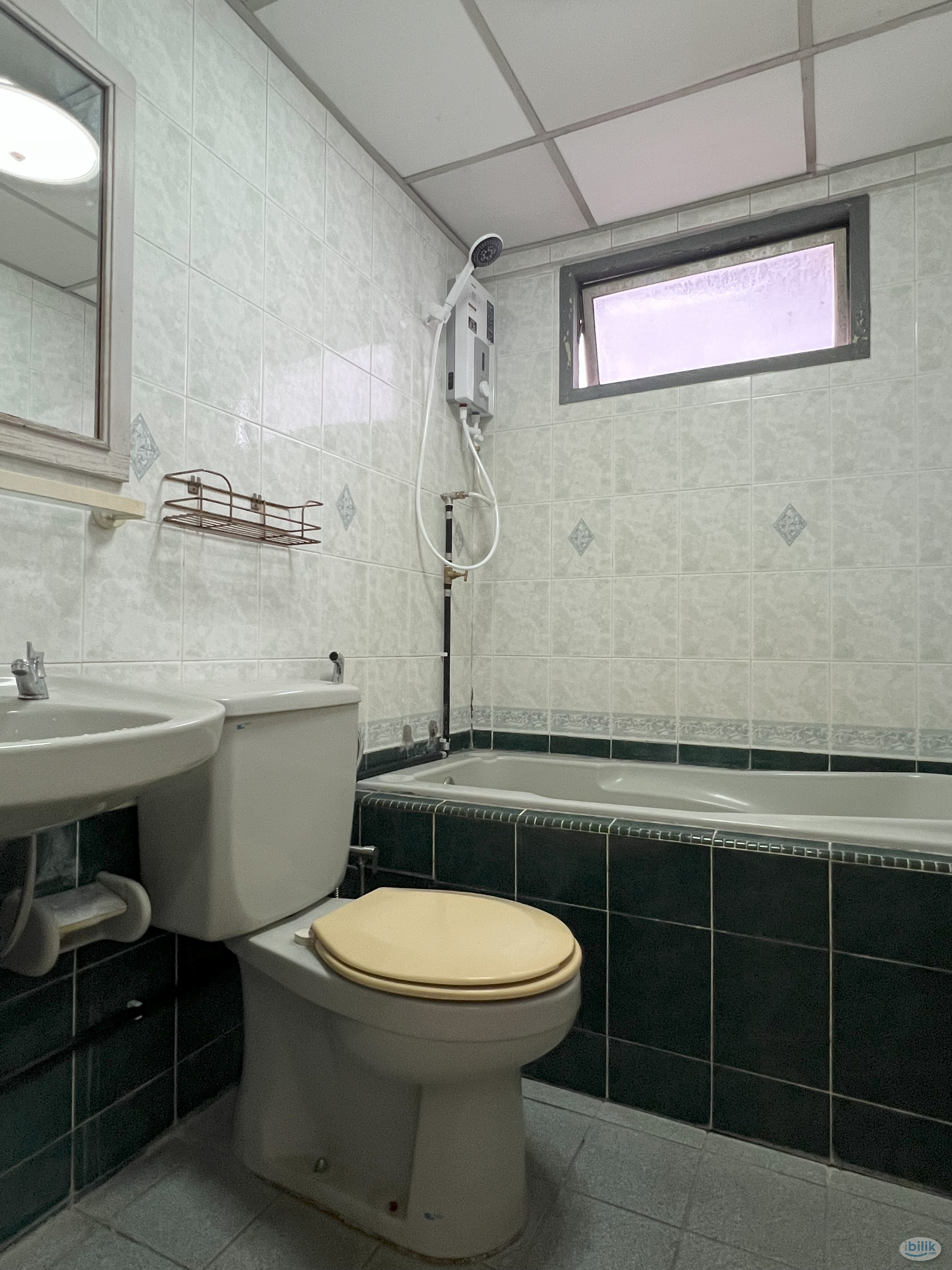 Master Room (High Speed Internet) at Jalan Ipoh - Image 4