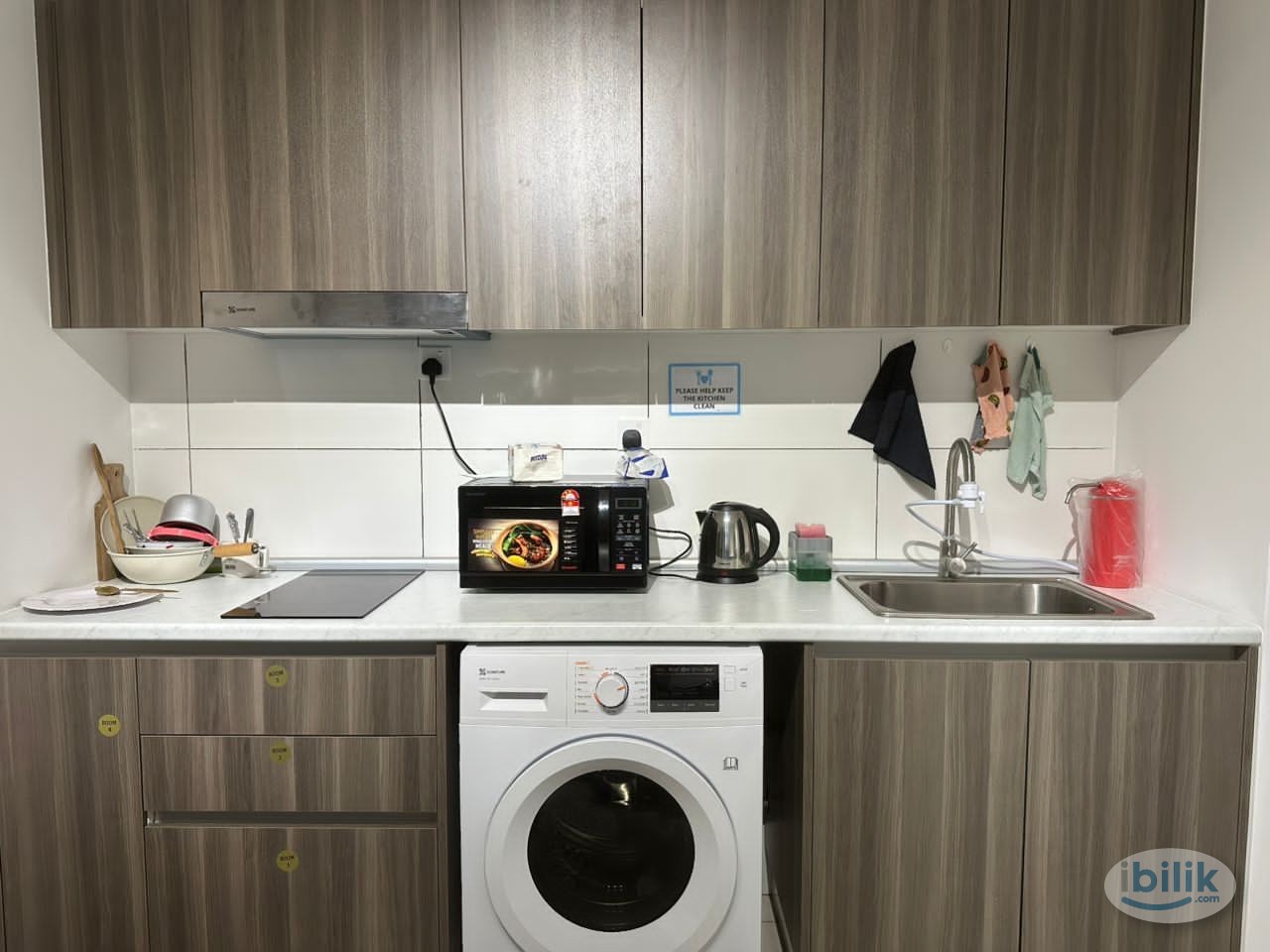 FEMALE UNIT ( PRIVATE BALCONY ) - Image 3