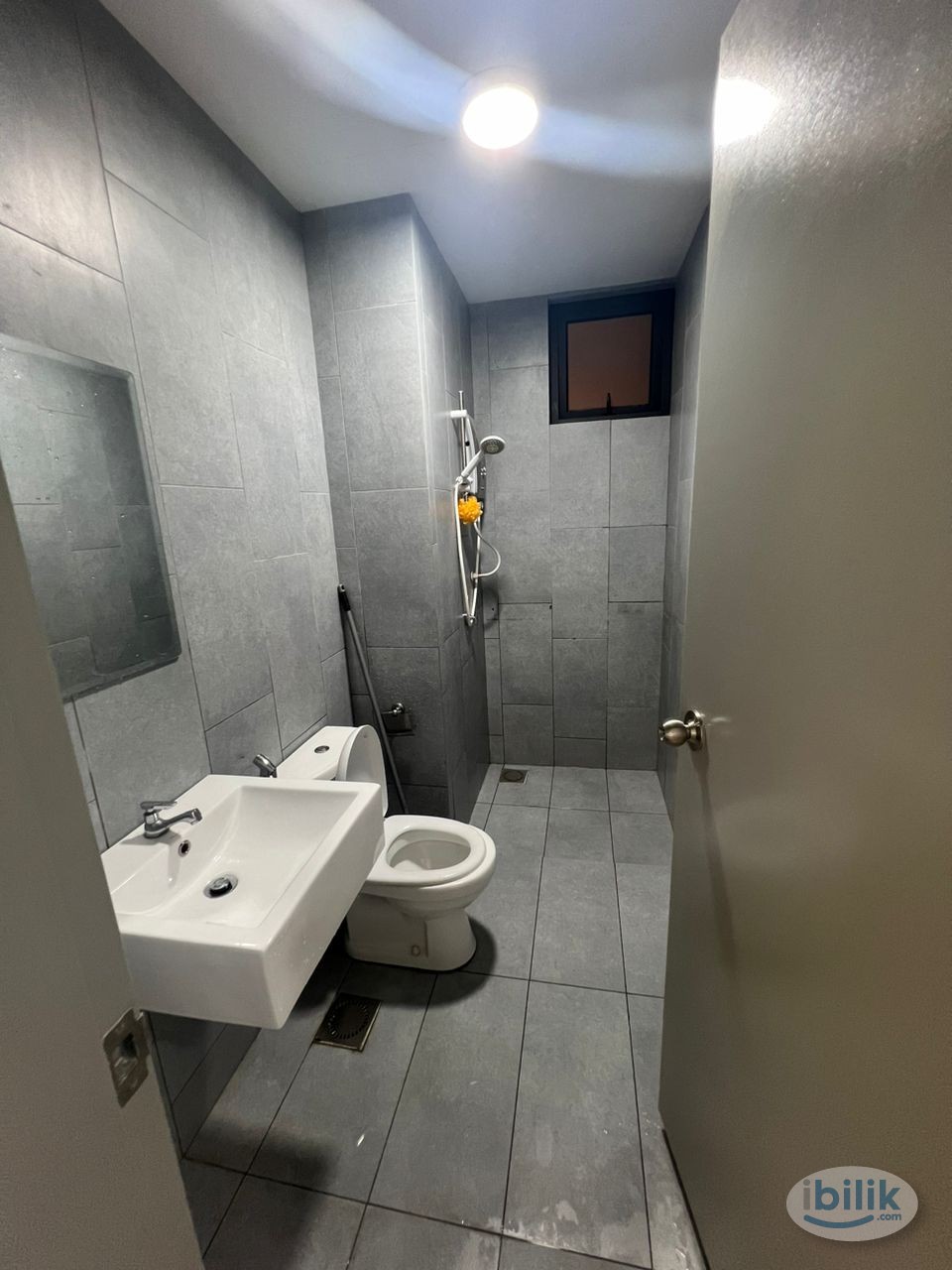 M Vertica Single Room Mix Unit, 4 min walk to LRT/MRT Maluri - Image 3