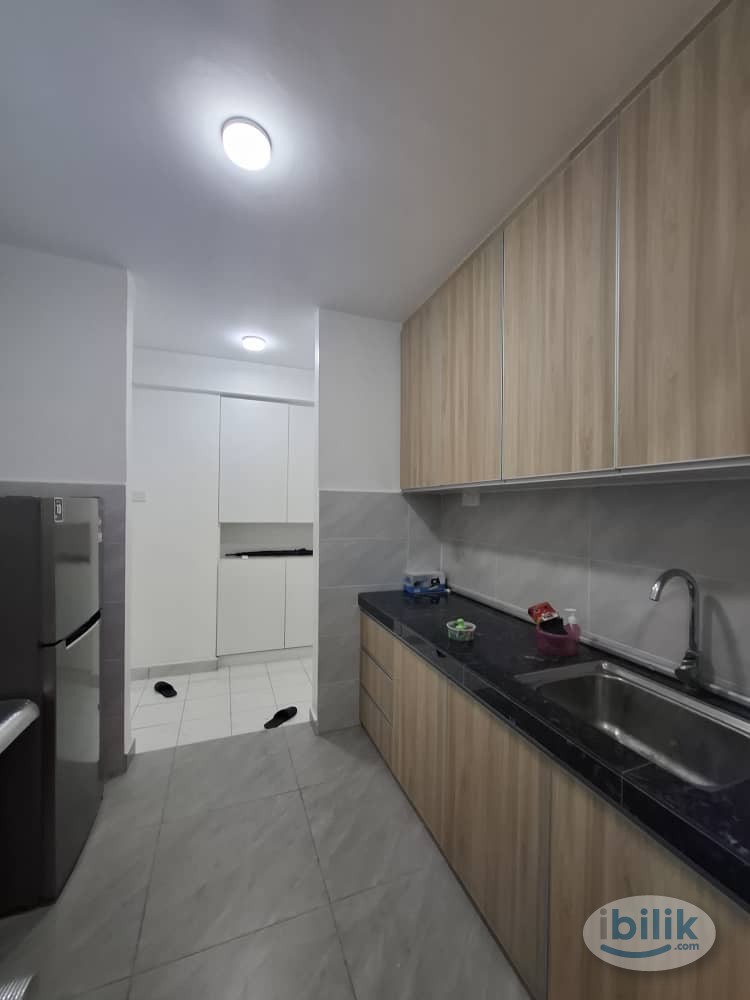 M Vertica Single Room Mix Unit, 4 min walk to LRT/MRT Maluri - Image 2