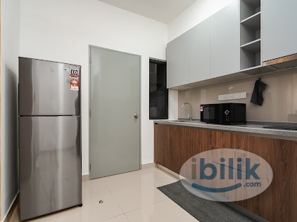 Exclusive Fully Furnished Private Medium Room, Walking Distance LRT MRT - Image 4