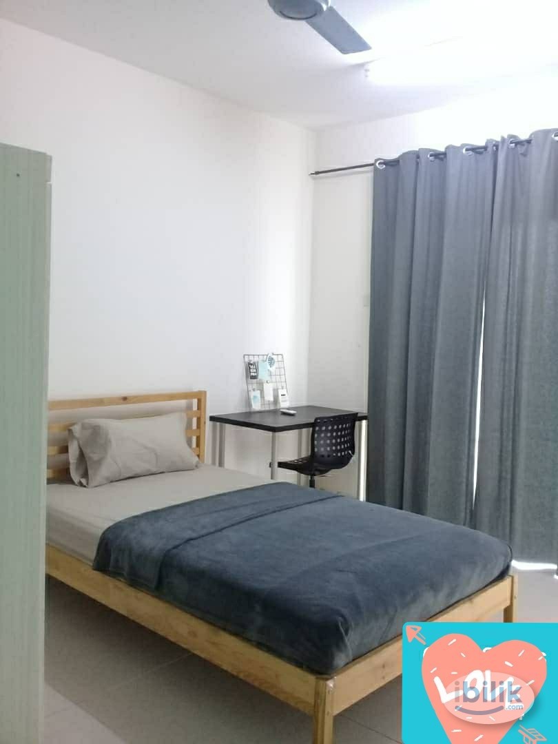 Walking distance to MRT and Thomson & Sunway Medical Centre and Tropicana Gardens Single Room at Kota Damansara, Petalin - Image 5