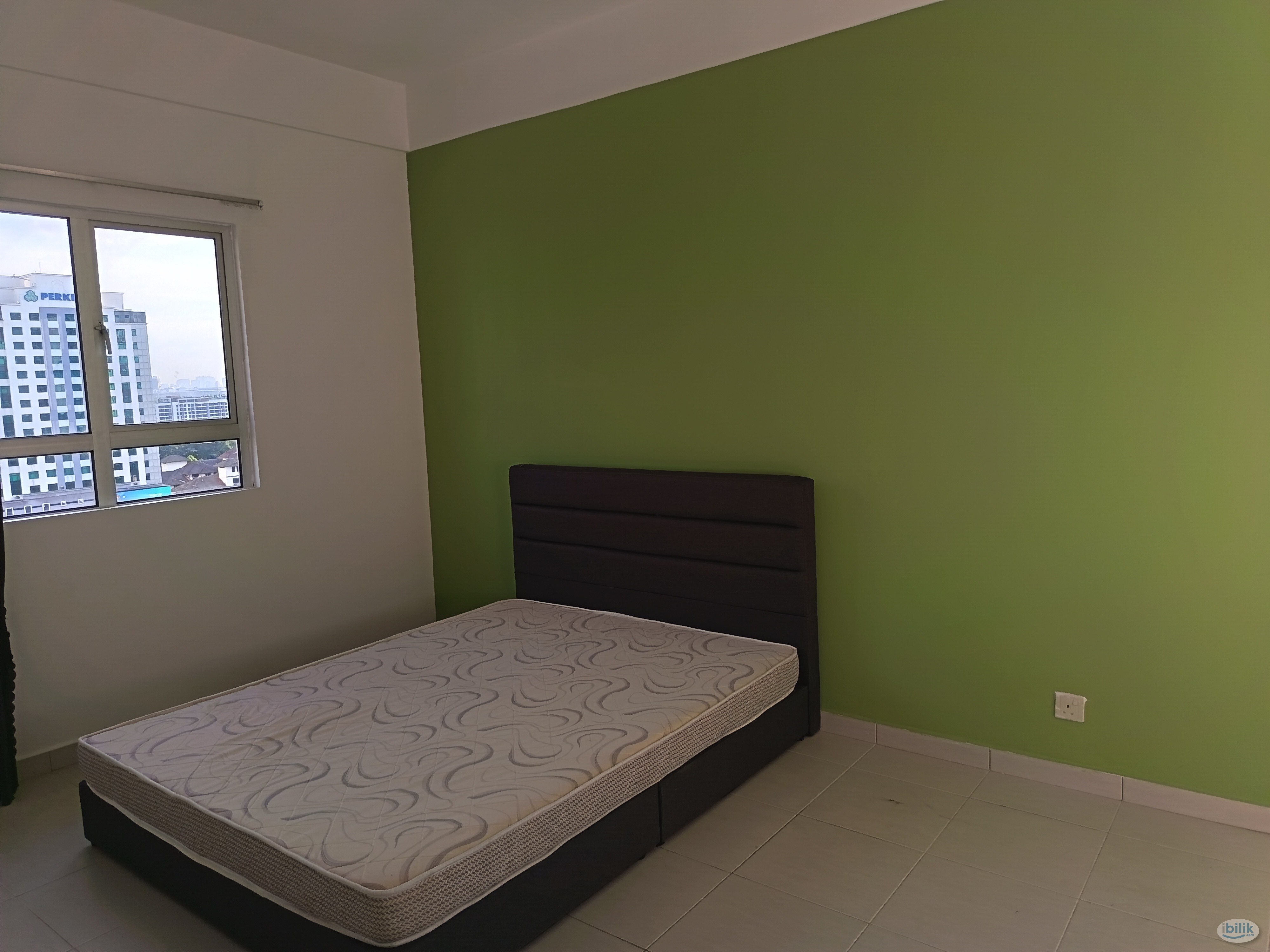 Single Room at Suria Jelatek Residence, Ampang Hilir - Image 1