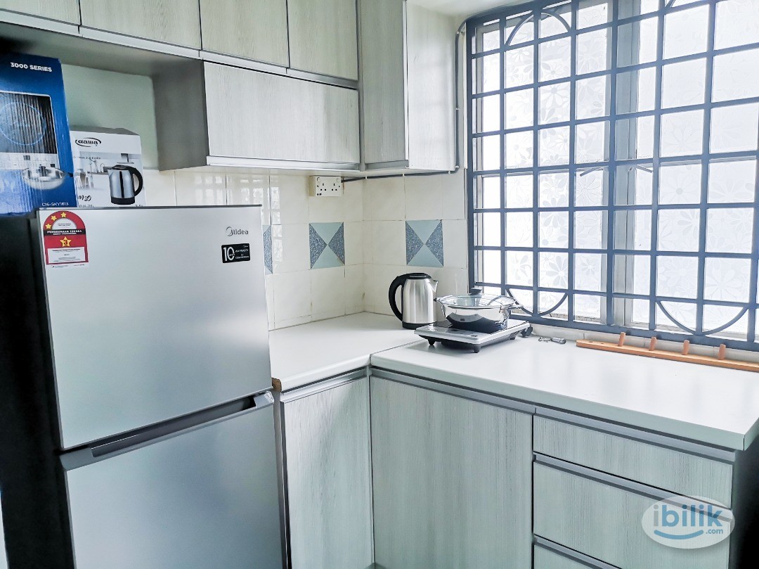 Middle Room at Salvia Apartment, Kota Damansara`` - Image 4