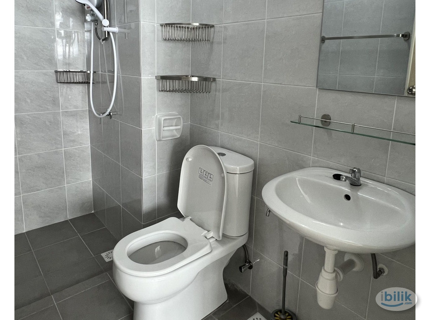Newly Reno Master Room at I-Santorini, Tanjung Tokong - Image 5