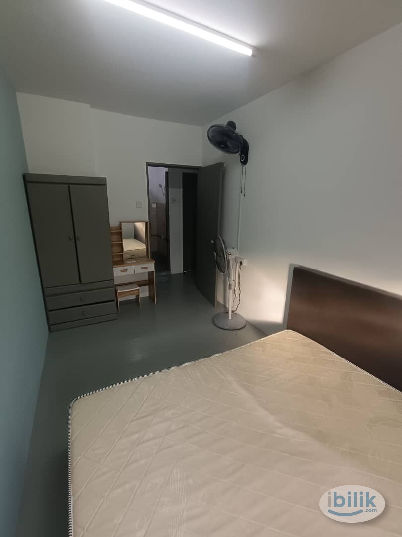 Sri Saujana Queen Room For Rent in Georgetown - Image 3