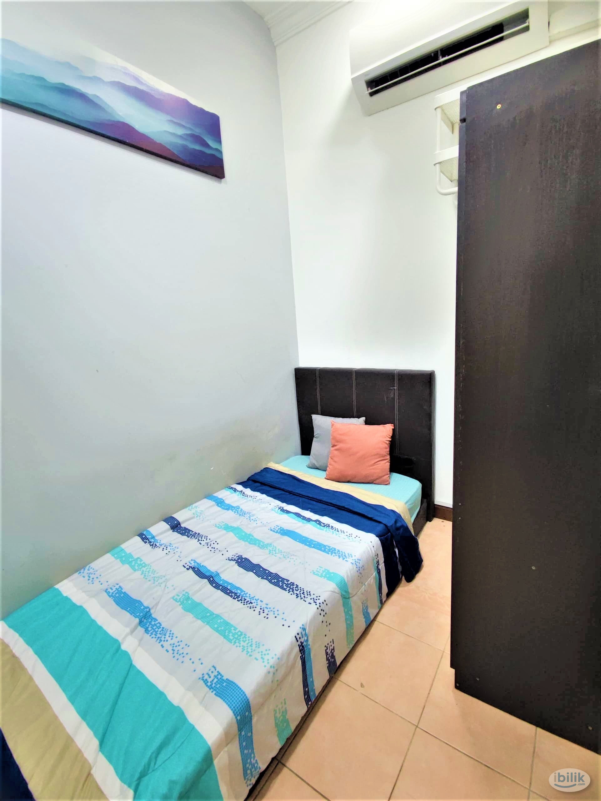 🔥Male Only. 7 mins to Publika, AC Furnished Room, Low Deposit🔥 Menara Duta 2, Dutamas - Image 1