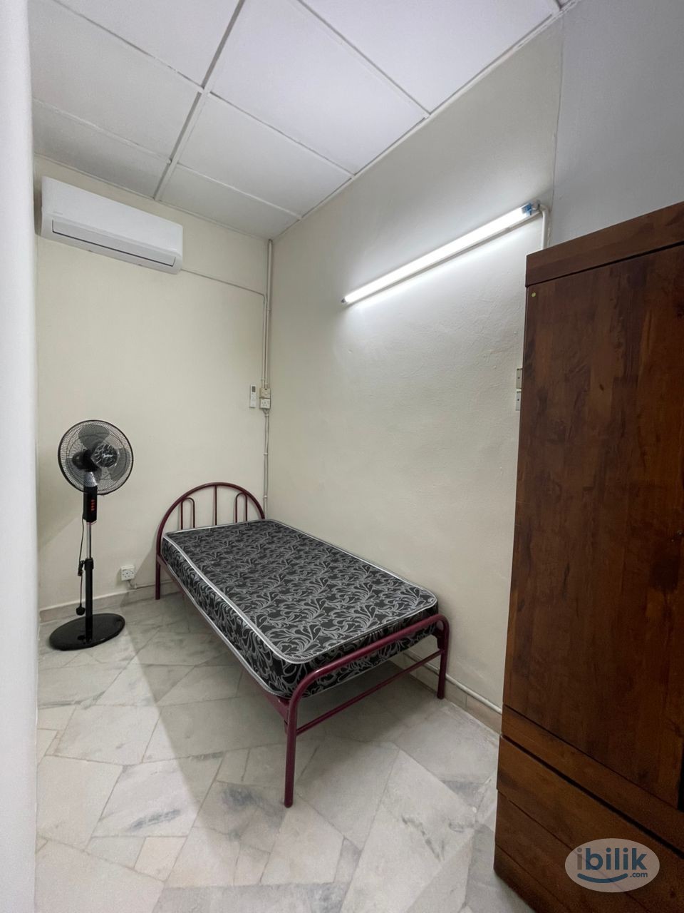 💯💯Hot Area nearby LRT Station🚅🚅 Single Room at SS15, Subang Jaya - Image 1