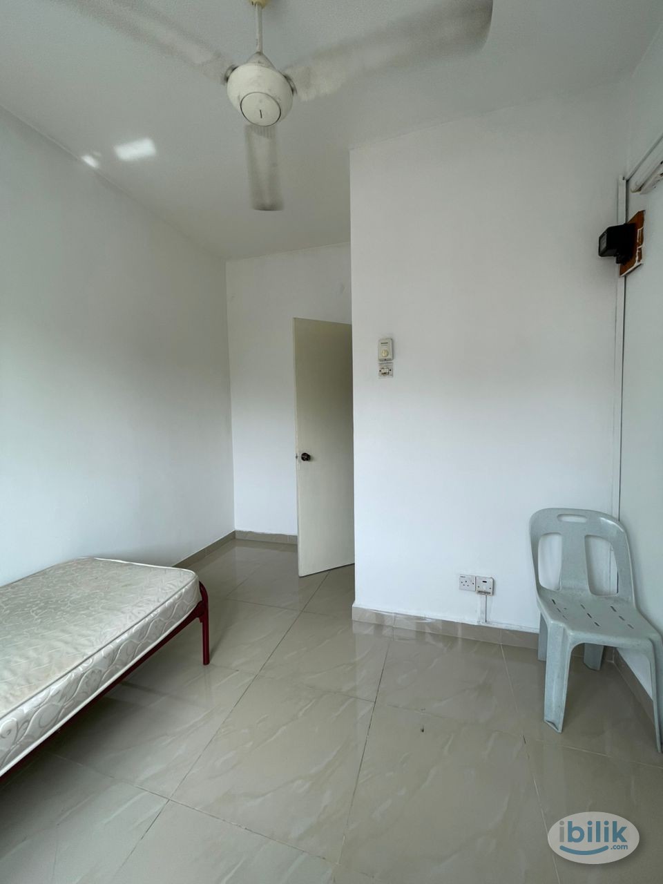💯💯Female Unit Nearby LRT Station 🚅🚅🚅Middle Room at SS15, Subang Jaya - Image 2