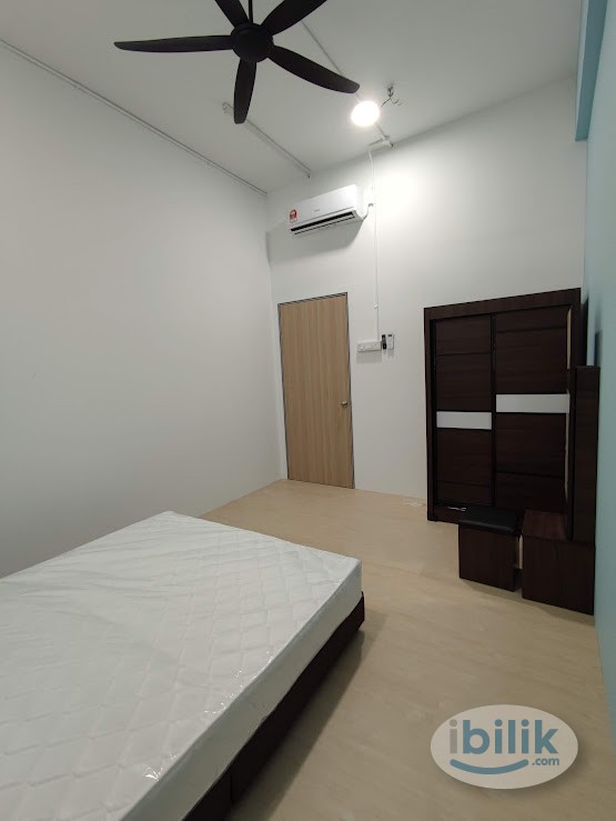 Single room with Air cond, Taman Century - Image 1