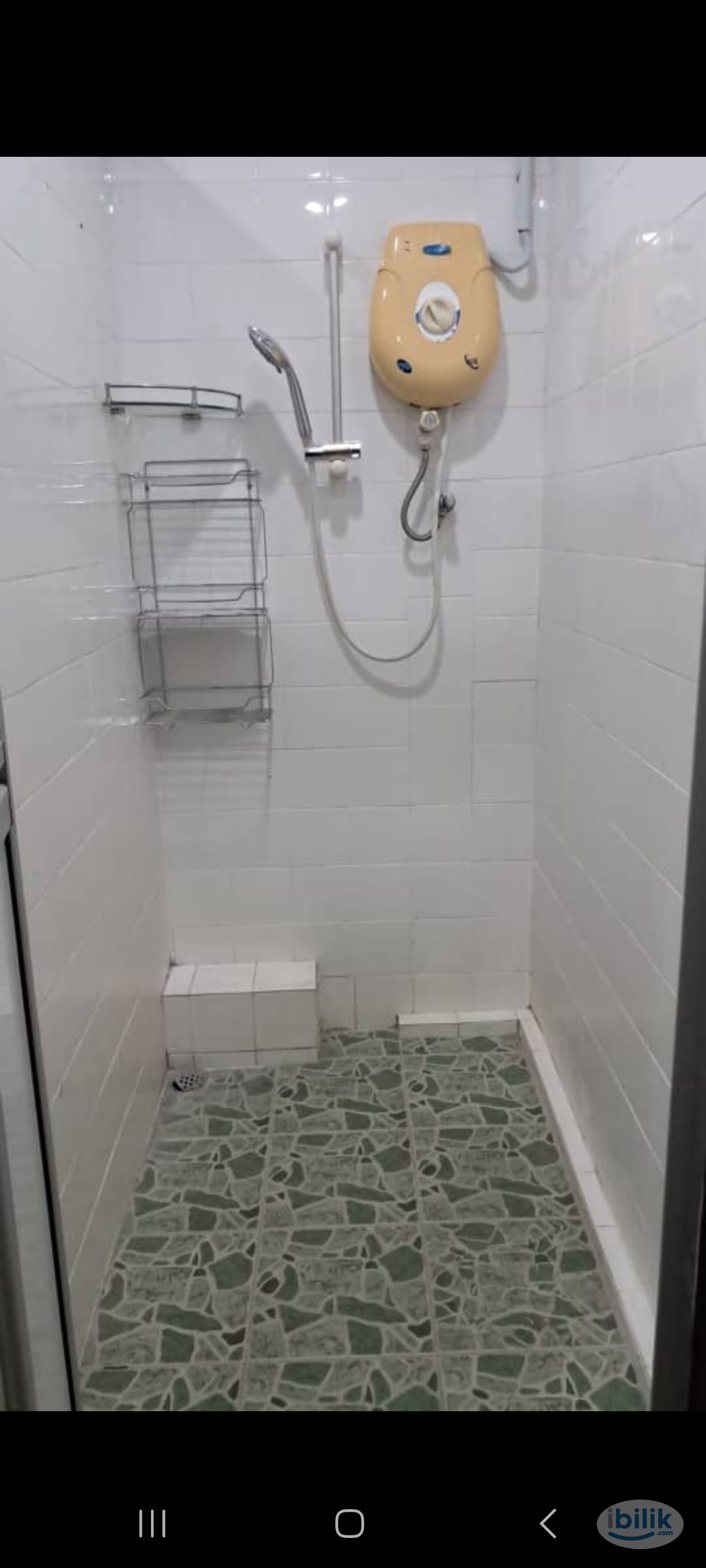 Single Room at Gurney Drive, Penang - Image 5