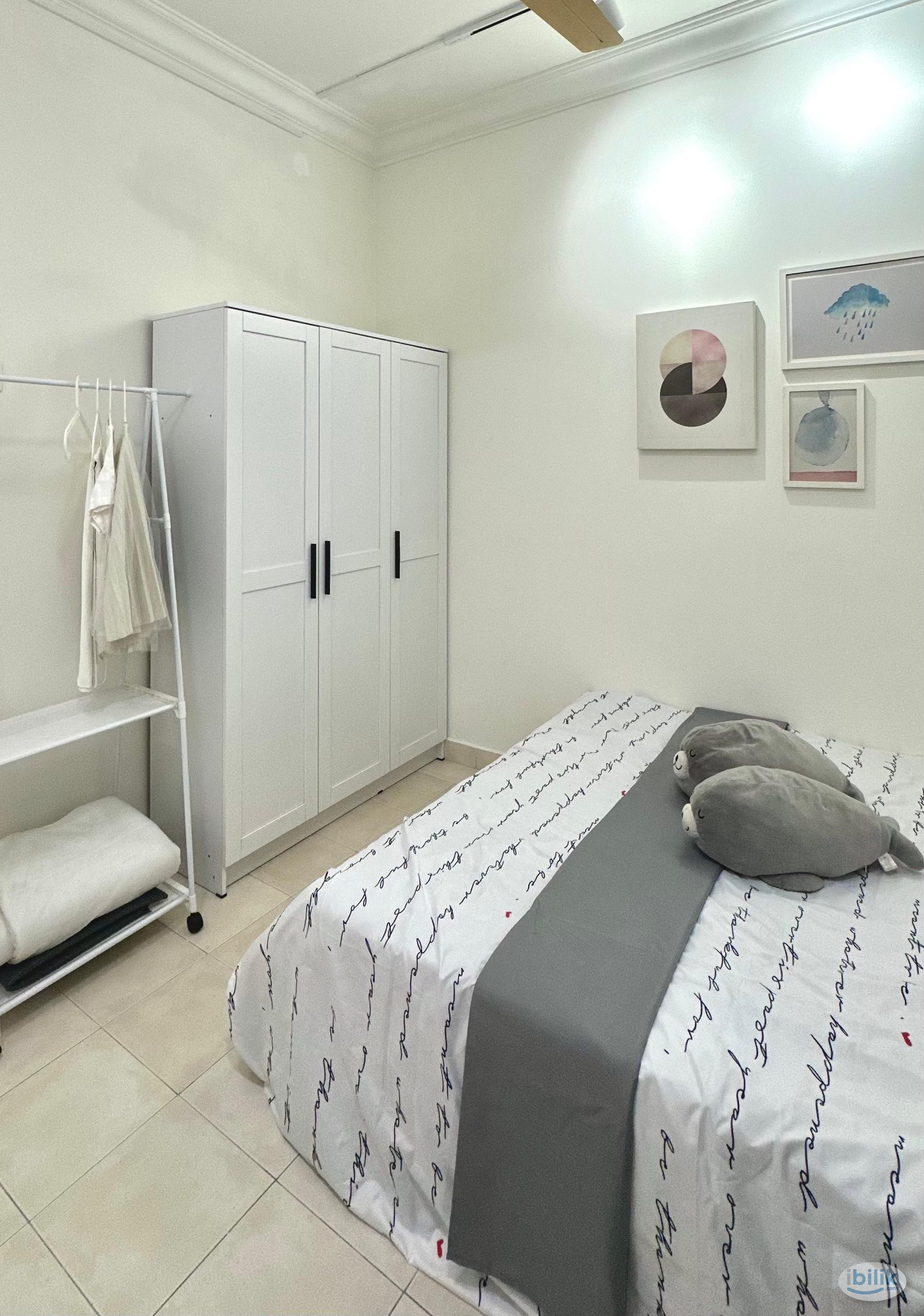 Middle Room at Koi Tropika, Puchong - Image 2