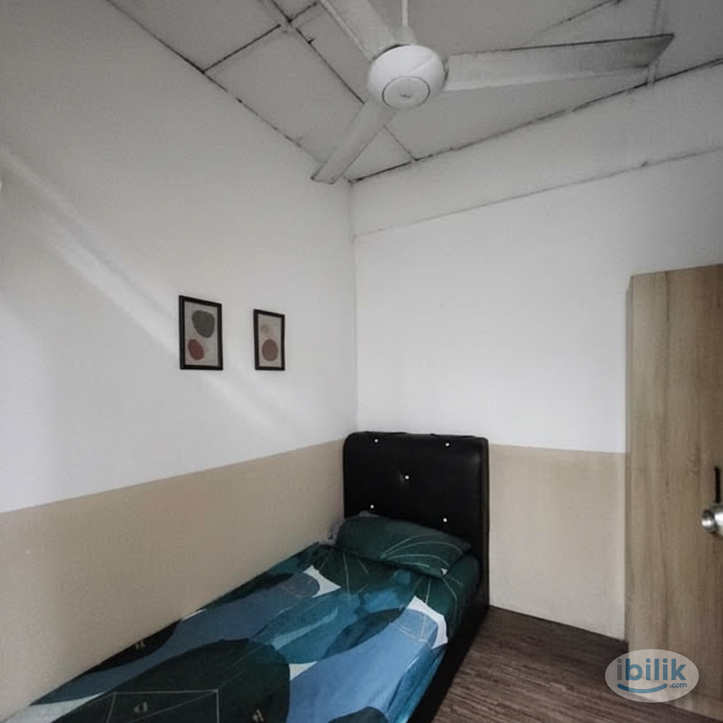 Single Room at Larkin, Johor Bahru - Image 1