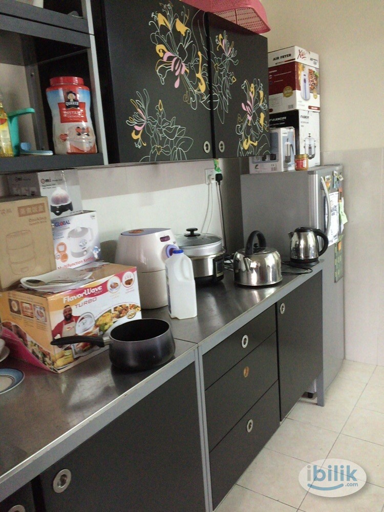 Single Room at SuriaMas, Bandar Sunway fully furnished (Chinese) - Image 2