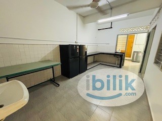 Room For Rent At Damansara Jaya - Image 2