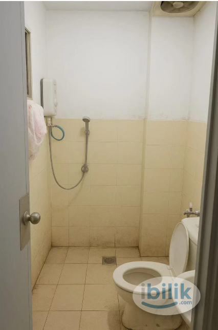 Middle Room at Setapak, Kuala Lumpur - Image 2