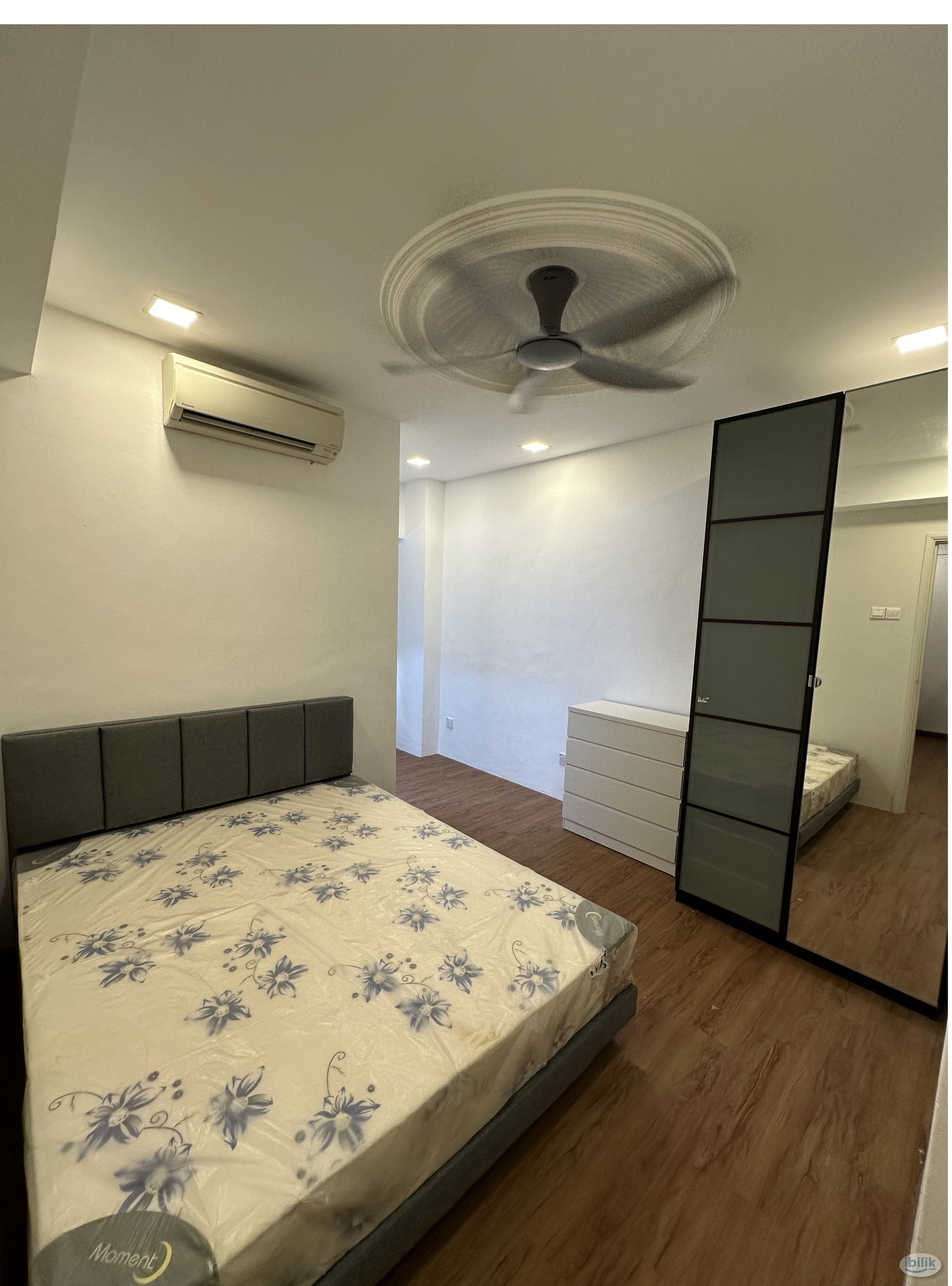 Master Room @ Avelon Tower Plaza Medan Putra, Bandar Menjalara For Rent RM 800 - Image 1