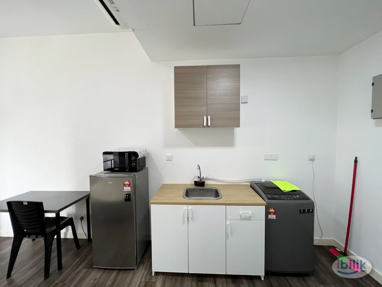 Modern Studio for Rent Near UOW KDU University – Ideal for Single or Couple | Fully Furnished - Image 3