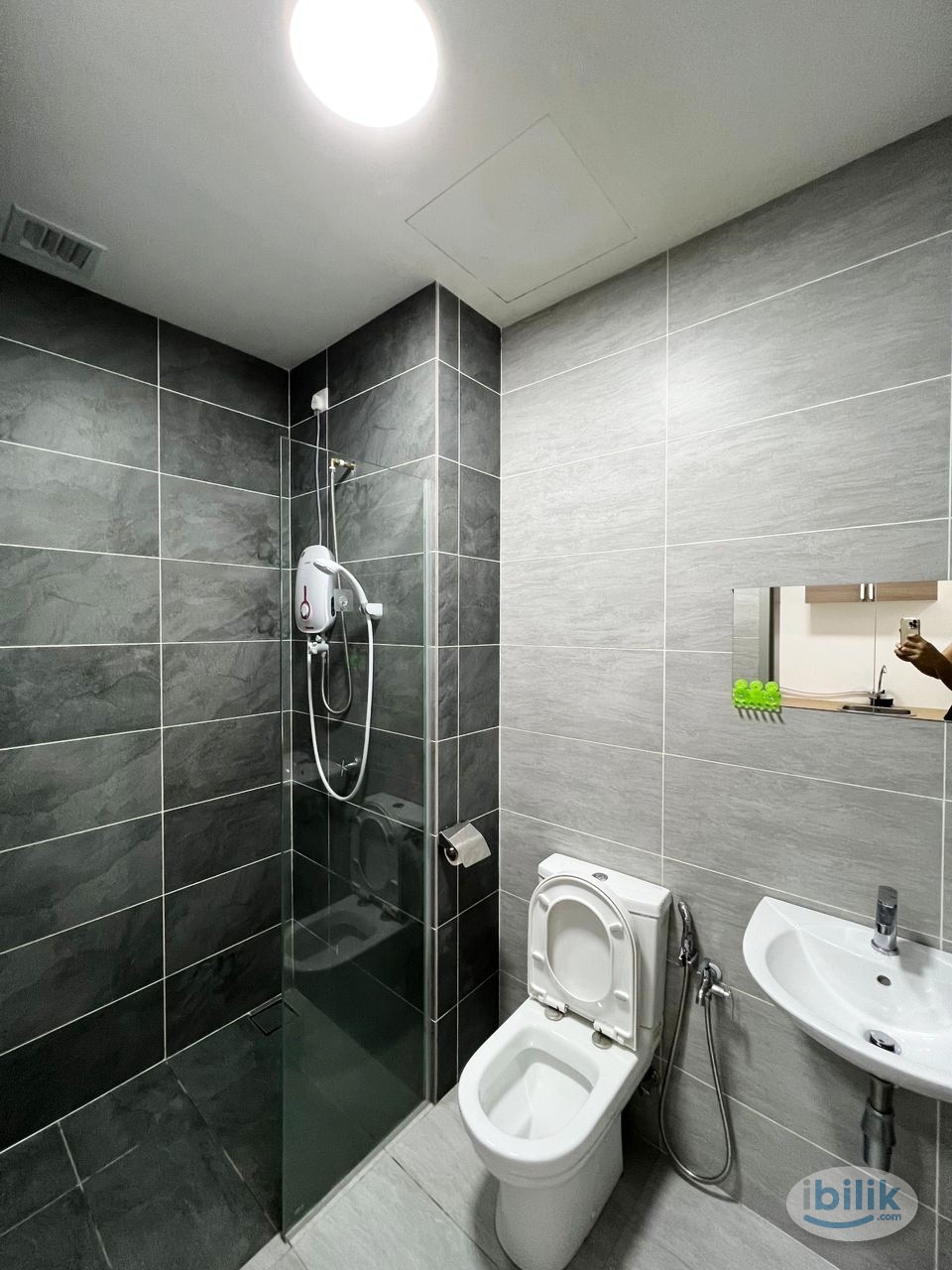 Modern Studio for Rent Near UOW KDU University – Ideal for Single or Couple | Fully Furnished - Image 4
