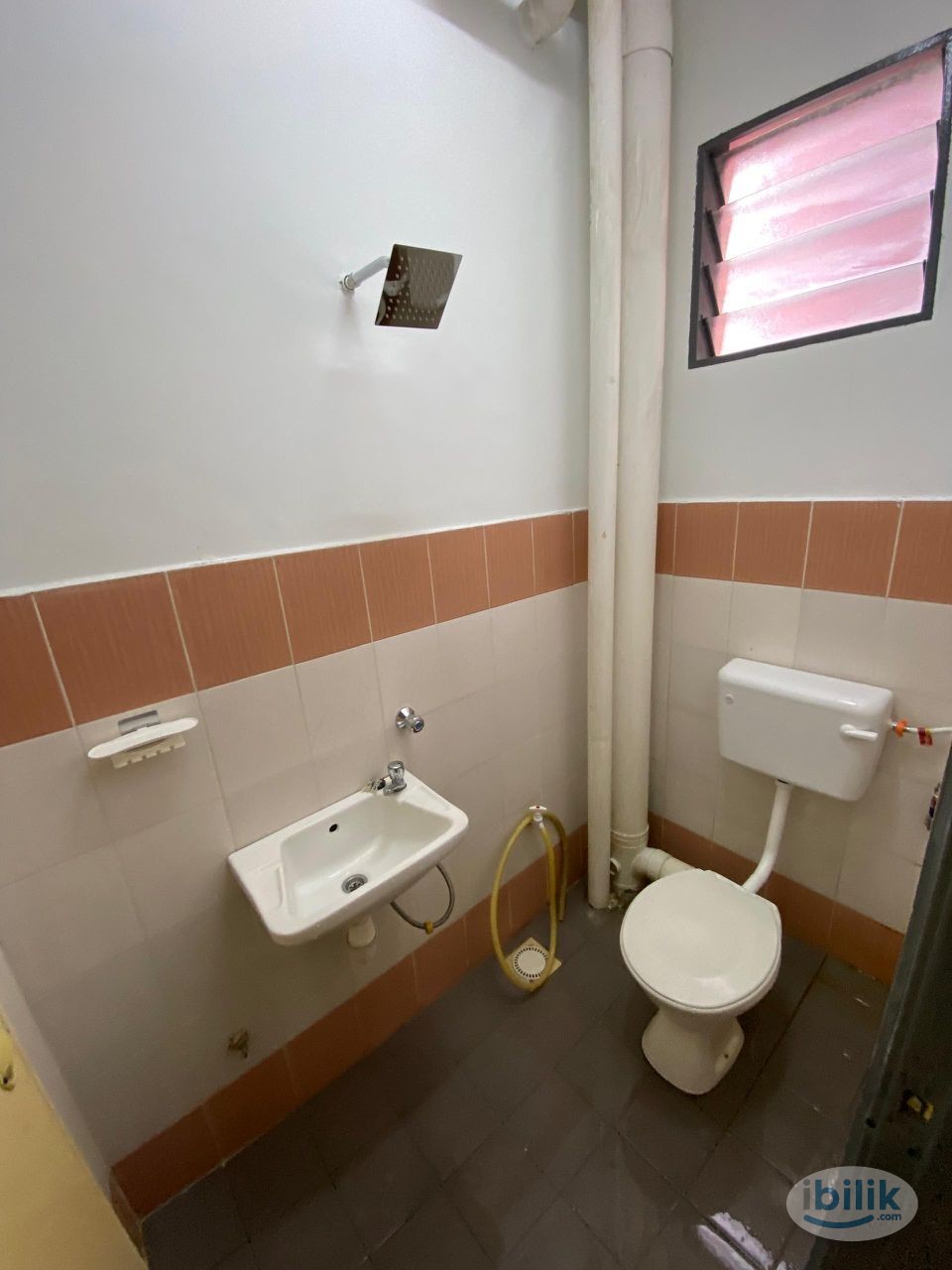 Single Room at Bandar Sunway, Petaling Jaya - Image 3