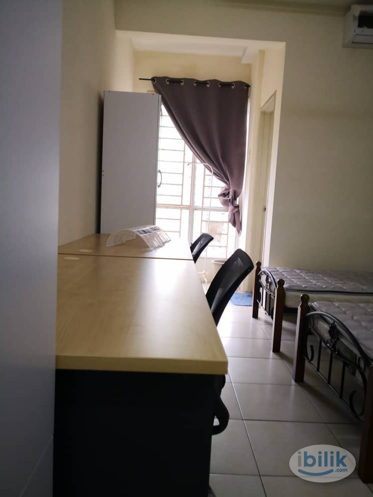 Master Room attacet bathroom at Platinum Hill PV13, Setapak and Stay 3 person near TAR UMT Setapak - Image 1