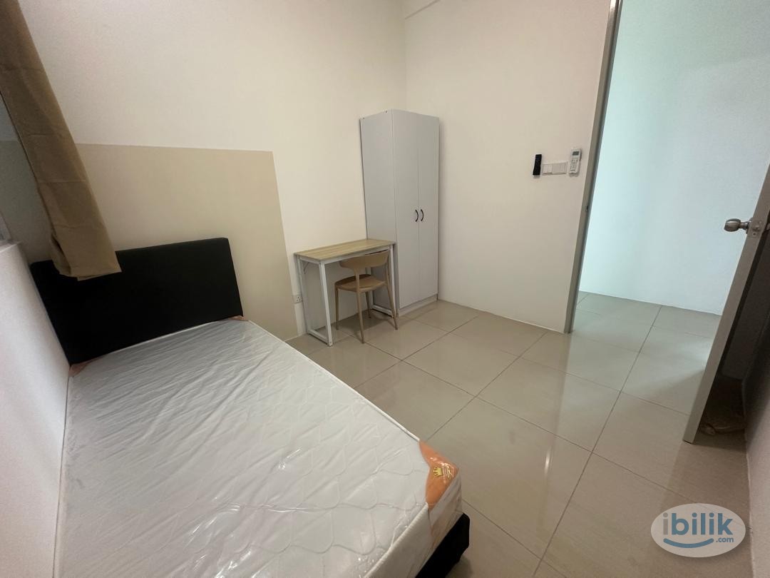 Single Room at Bayan Lepas, Penang - Image 2