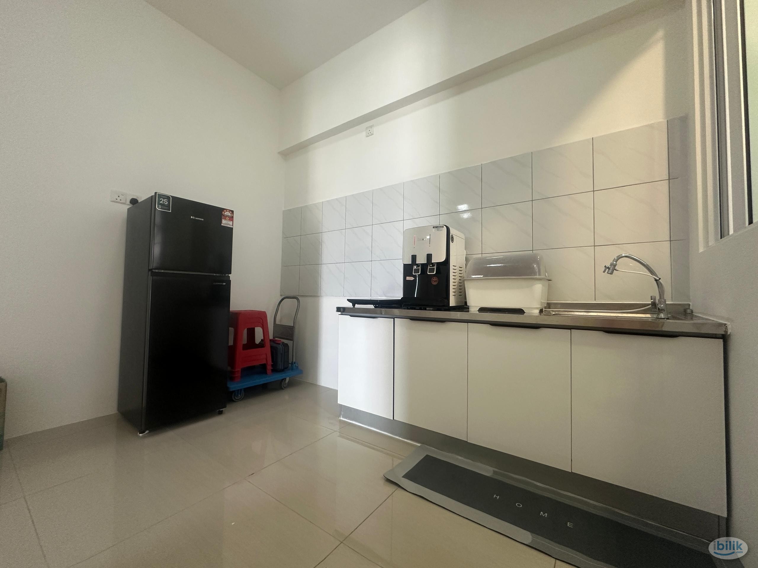 Single Room at Bayan Lepas, Penang - Image 3