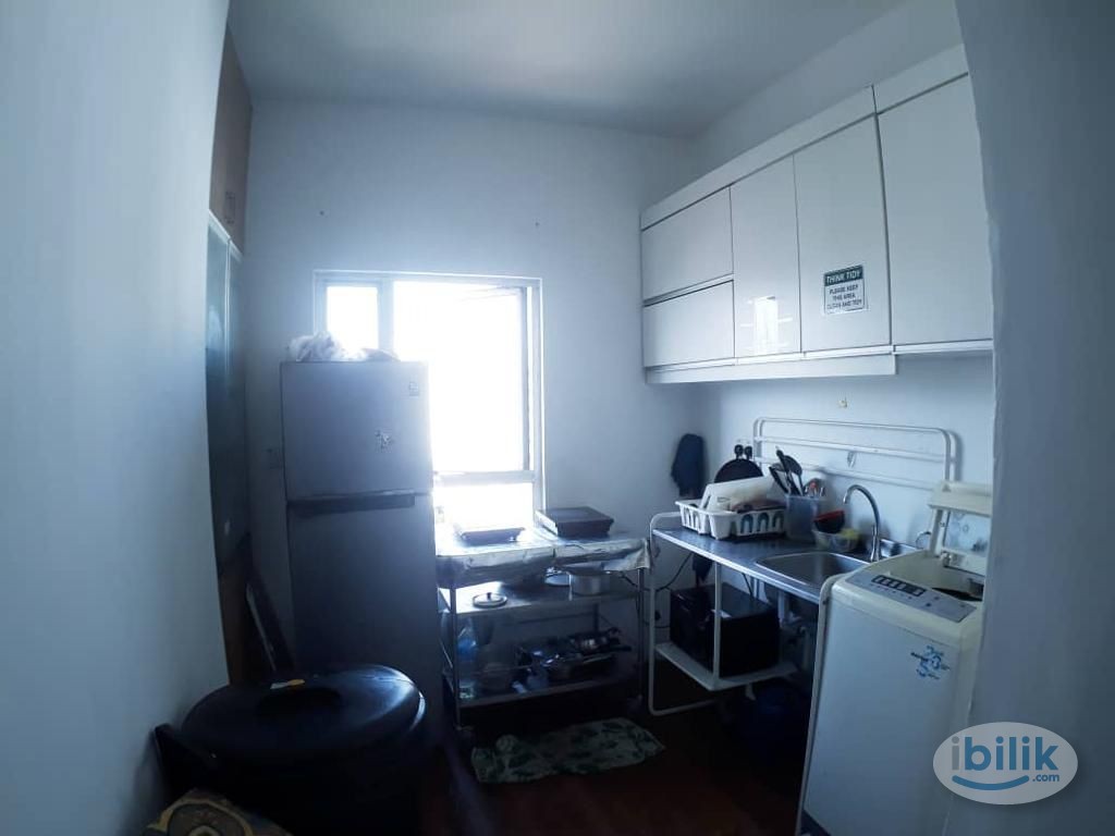 Seri Maya  Middle Room Mixed Unit min walking distance to LRT Setiawangsa - Image 2