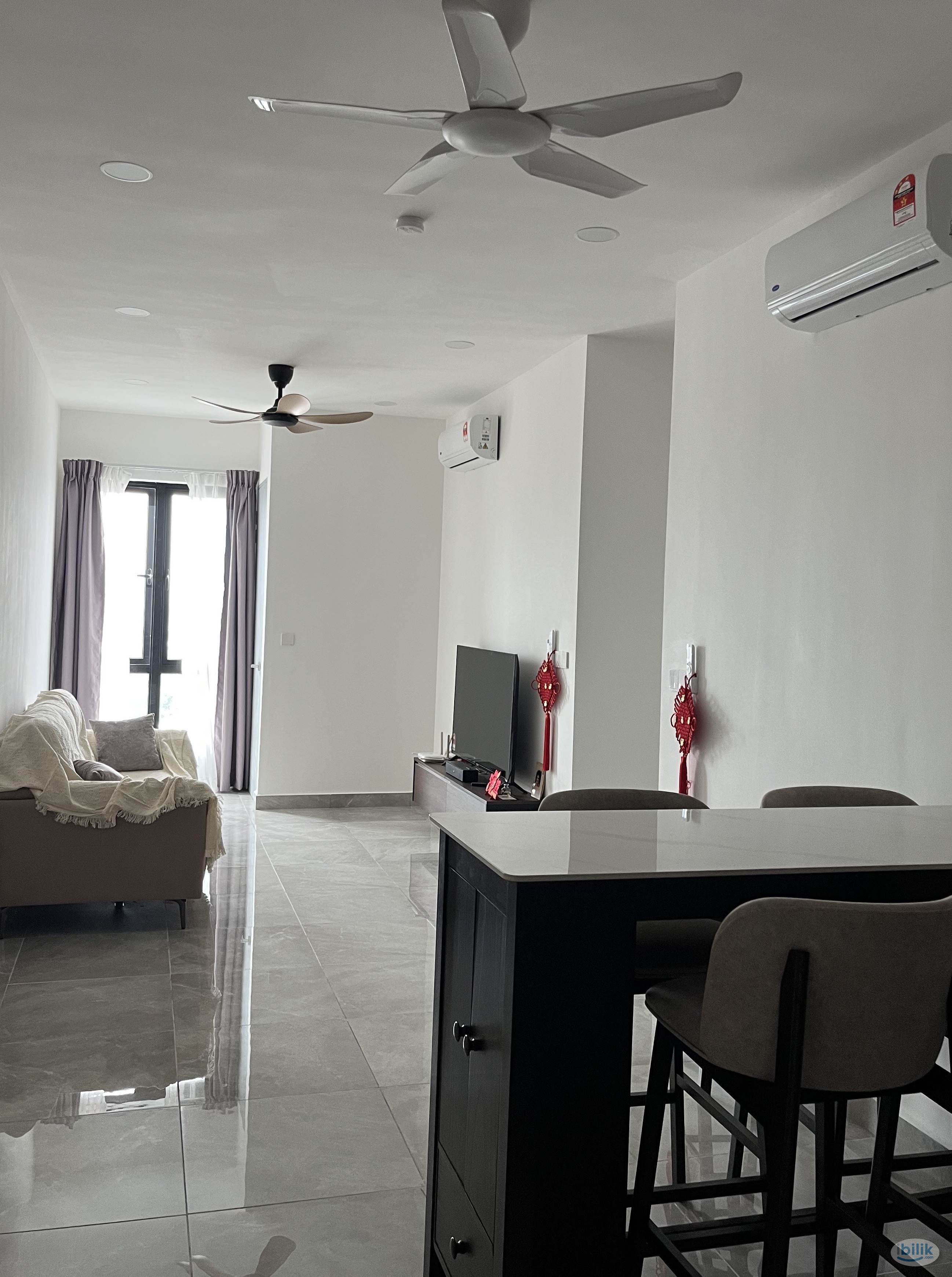Middle Room at Sea Park, Petaling Jaya - Image 1