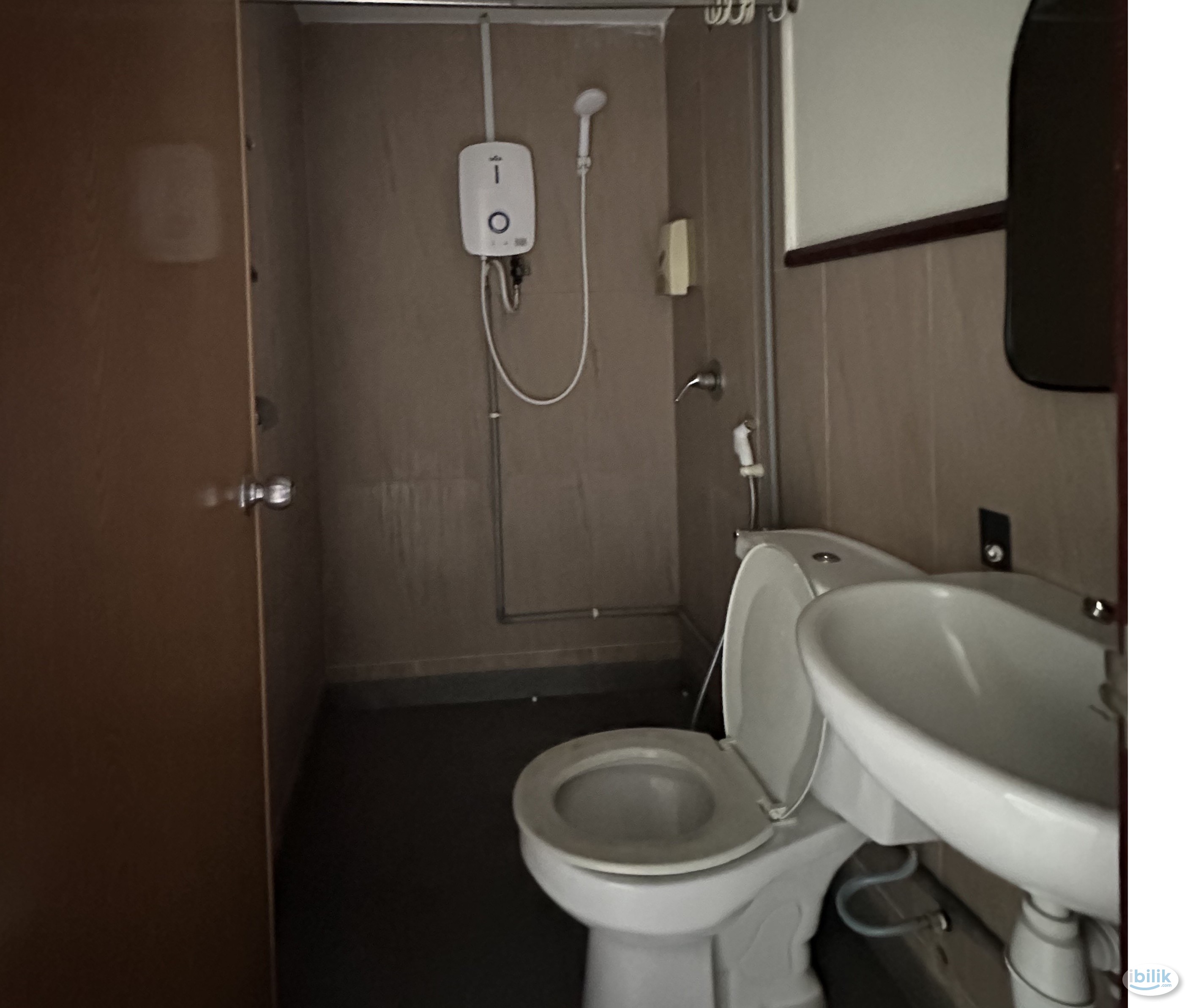‼️🤩 SHARING ROOM NEAR LRT IOI PUCHONG 🤩‼️ ZERO DEPOSIT - Image 2