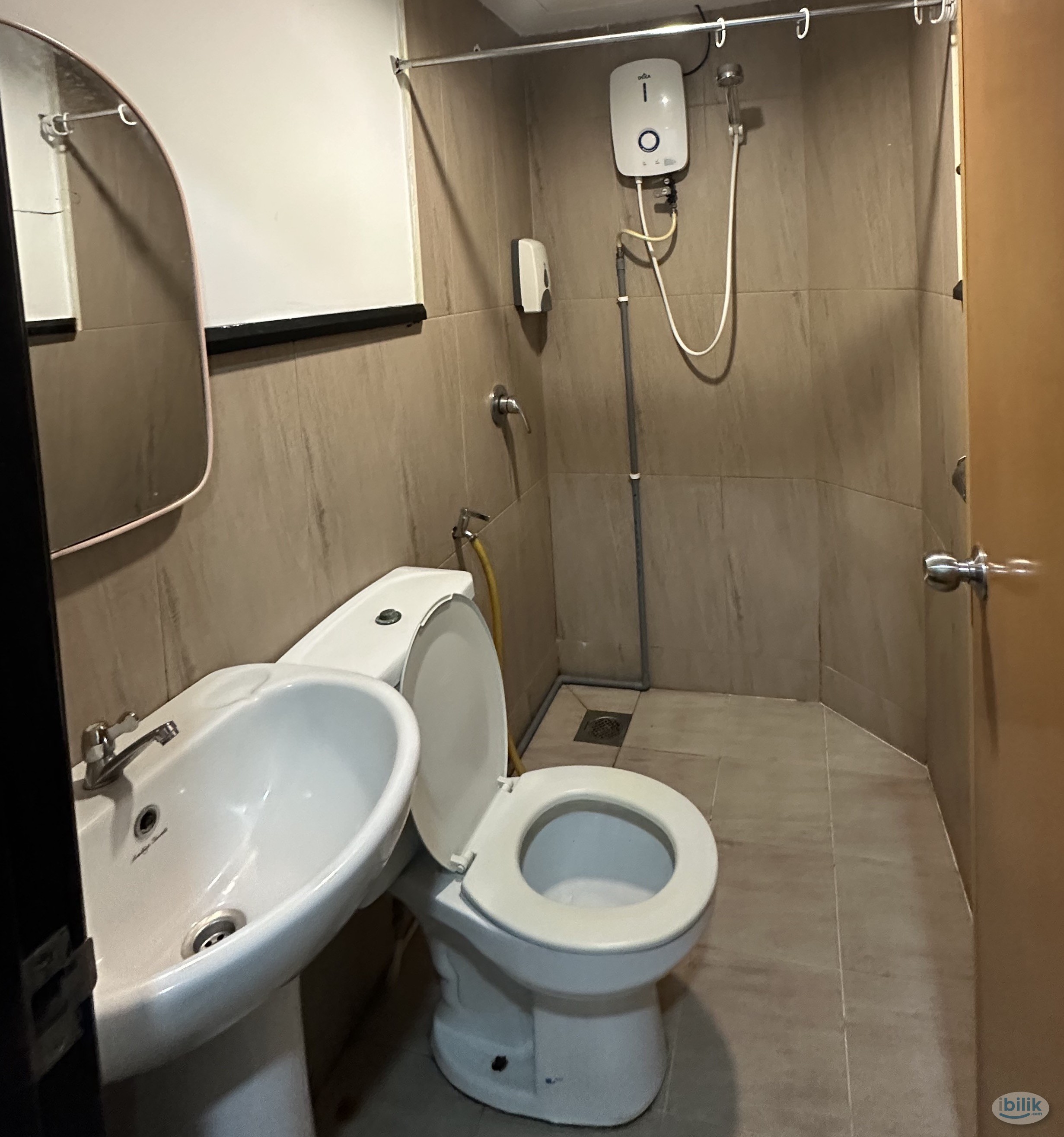 ‼️🚶WALKING DISTANCE TO LRT IOI PUCHONG 🚶‍♀️‼️ ROOM WITH PRIVATE BATHROOM ‼️😱 - Image 2