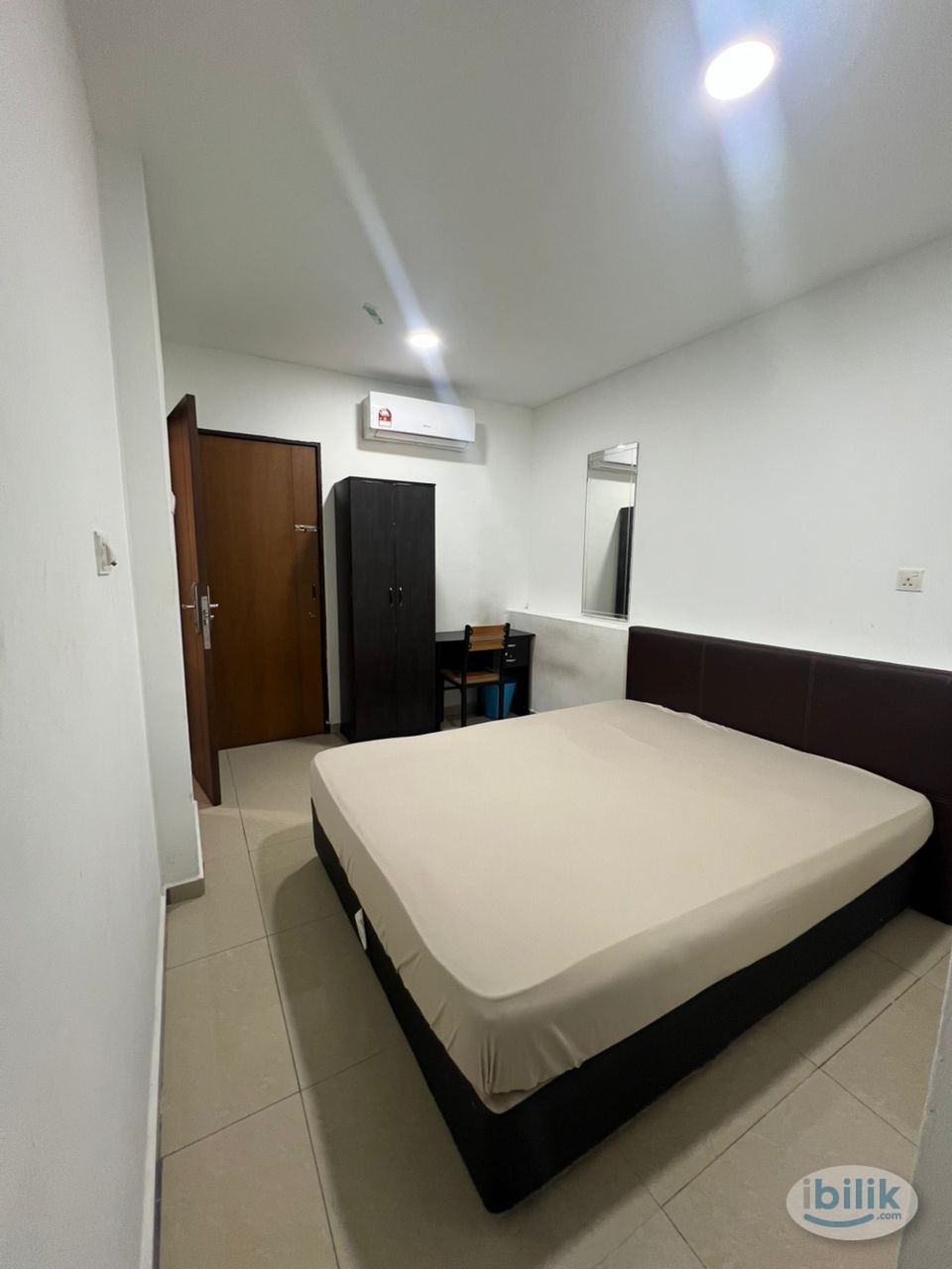 😍😍Spacious Co-Living Room with [ Zero Deposit ] ( NEW CONCEPT !! ) HOTEL ROOM FOR LONG STAY @ BANDAR BOTANIK, KlLANG - Image 1