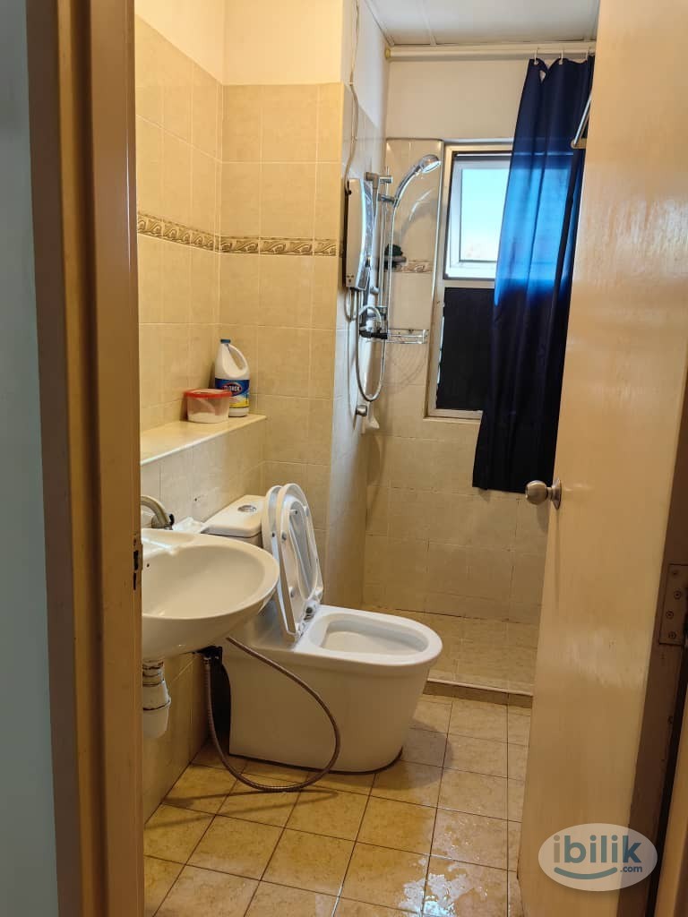 Single Room at Condo kelana Mahkota ,Kelana Jaya, Petaling Jaya - Image 1