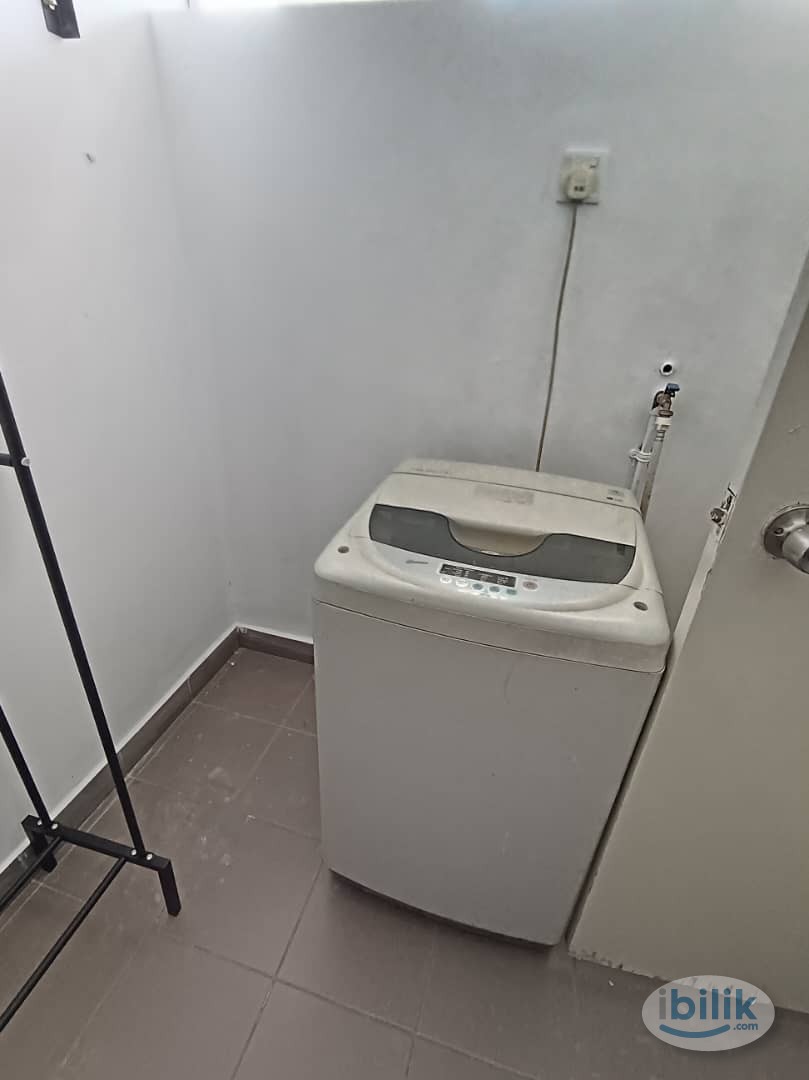 Female Room at SuriaMas Suites, Johor Bahru - Image 4