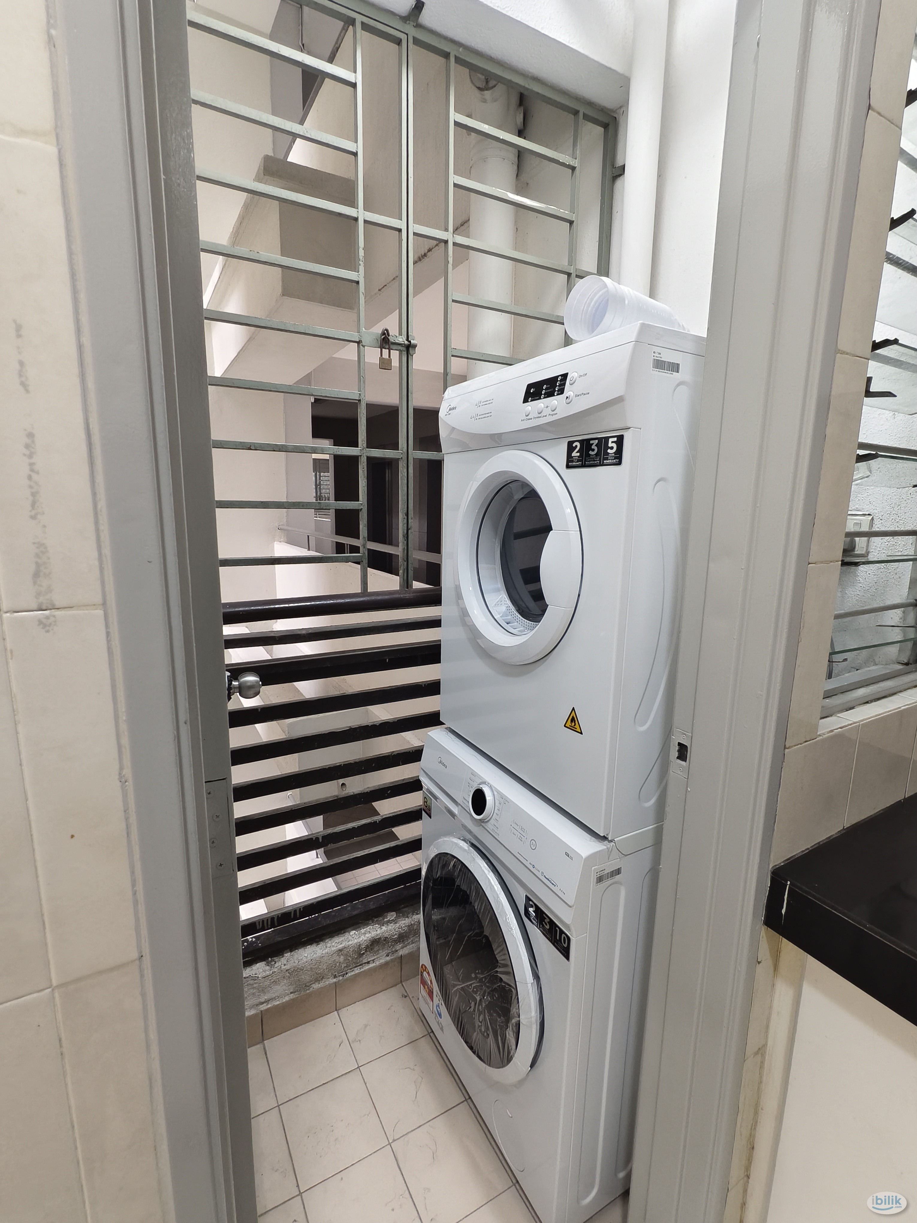 🏠Single Room at Casa Tiara Subang SS16🏠-Free WiFi 🌐🚄Walking to LRT&KTM🚄LAST Single Room - Image 5