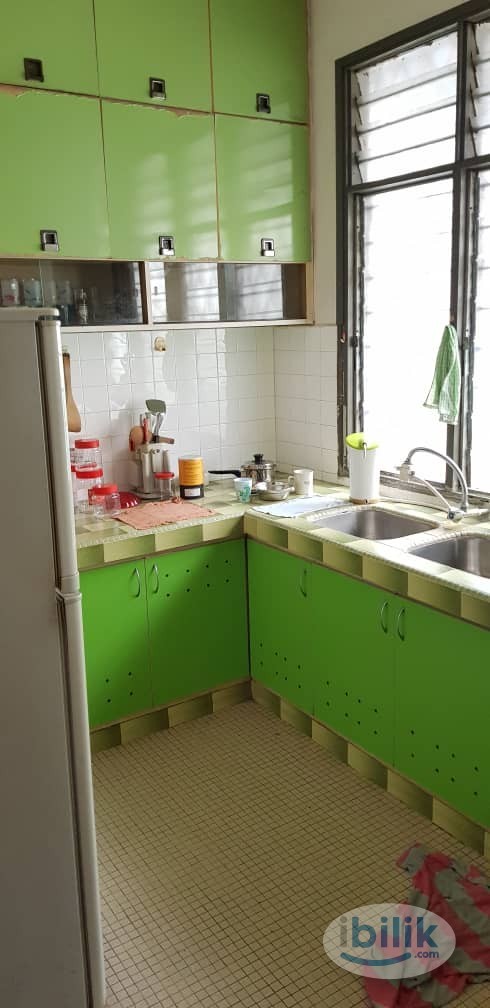 Master Room at Seksyen 28, Taman Alam Megah, Shah Alam, Selangor - Image 4