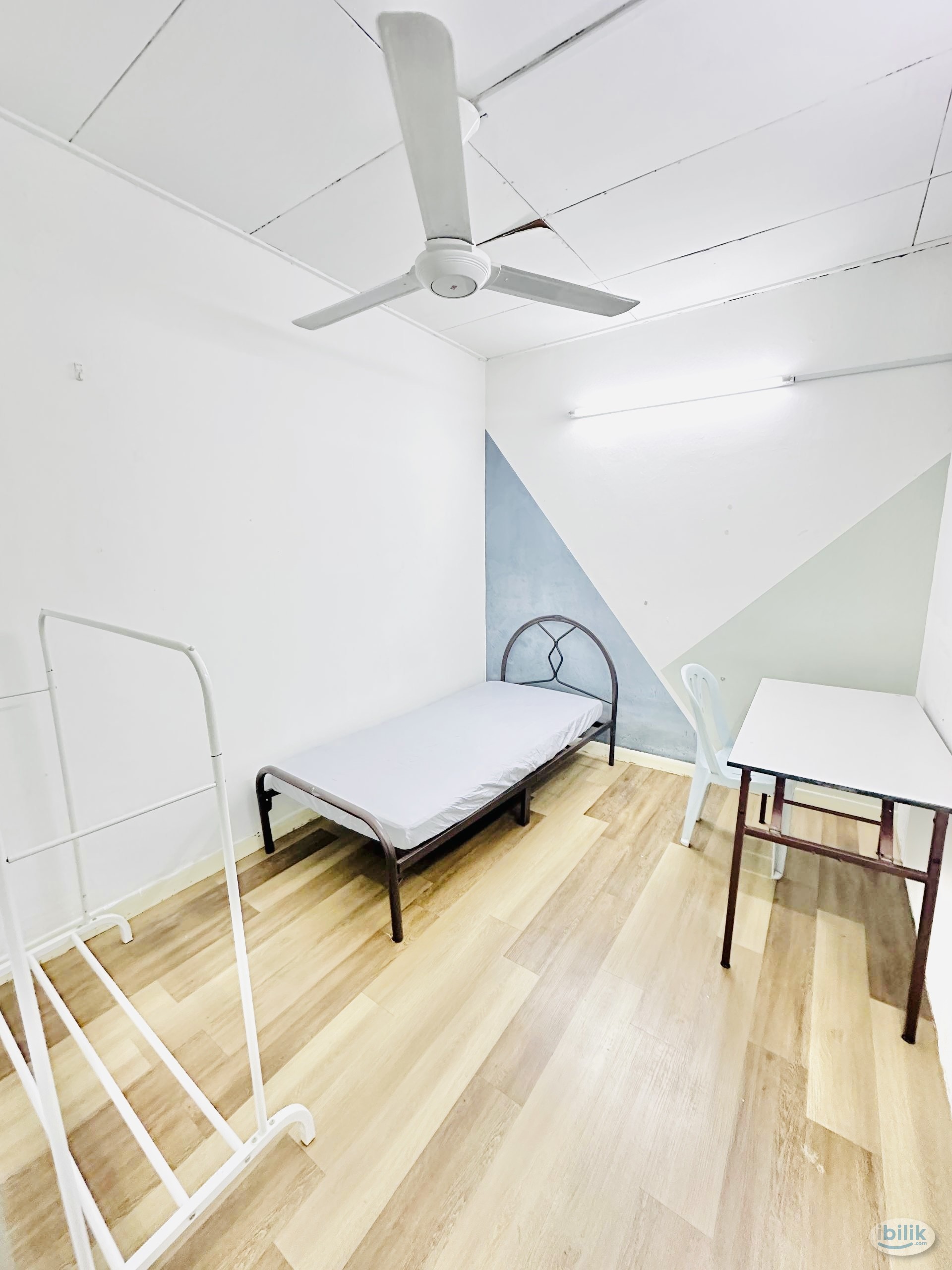 🔵Single Room at Damansara Uptown, Damansara Utama - Image 1