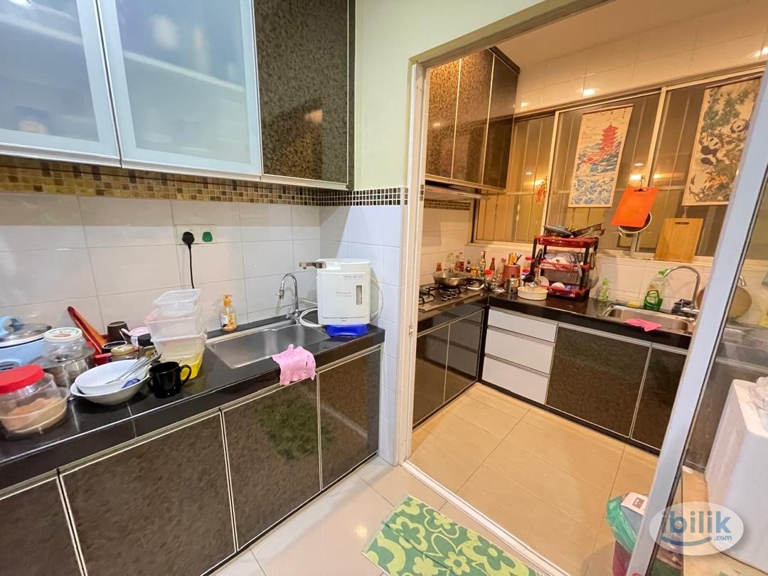 THE ZEST APT MIDDLE ROOM ( BANDAR KINRARA) FOR RENT IN PUCHONG SELANGOR - Image 5